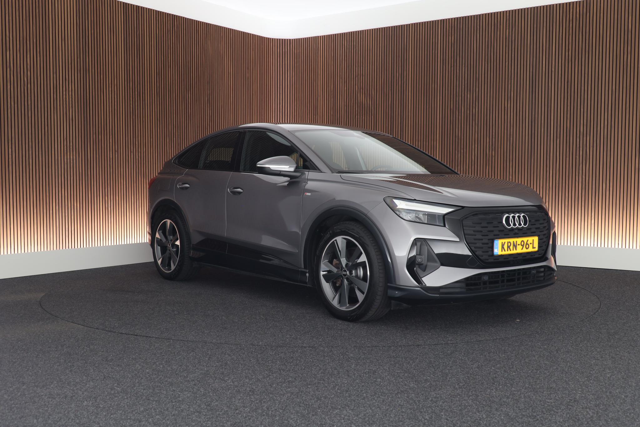 Foto van Audi Q4 Sportback 50 E-tron