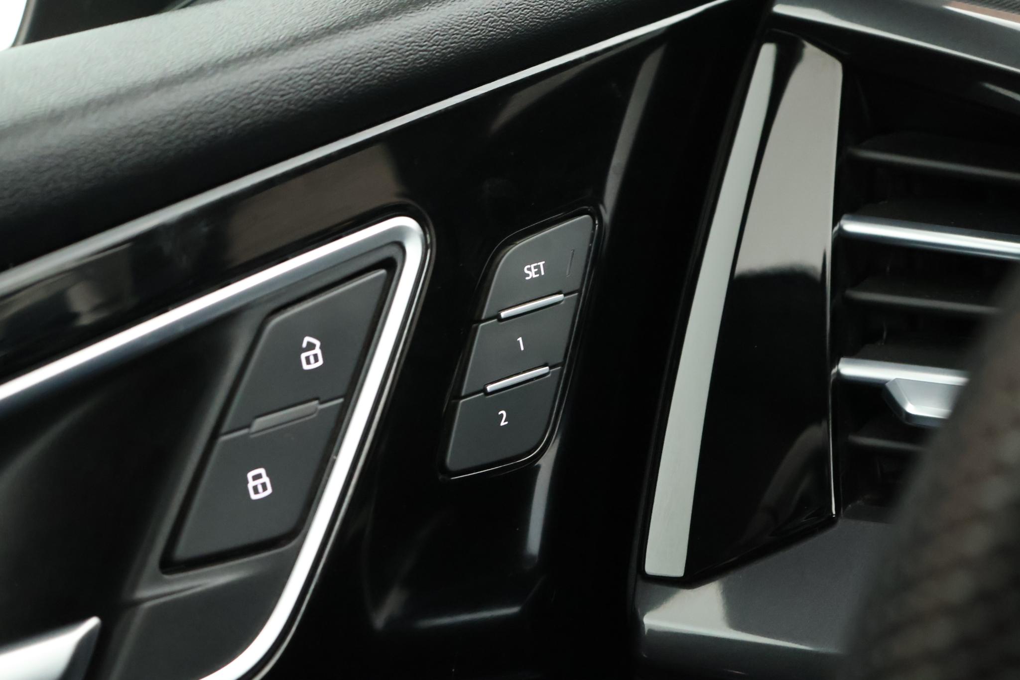 Foto van Audi Q4 Sportback 50 E-tron