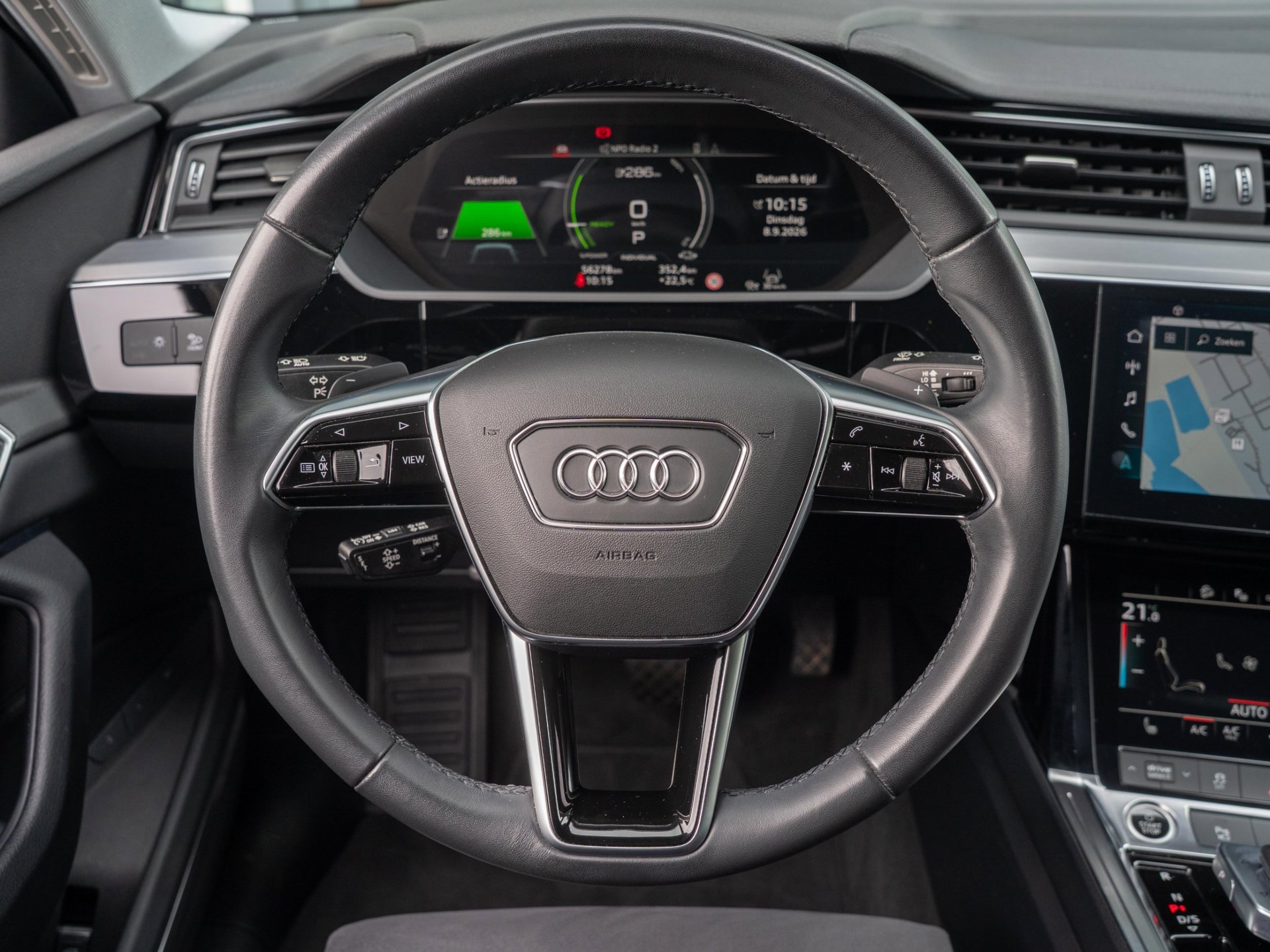 Foto van Audi E-tron