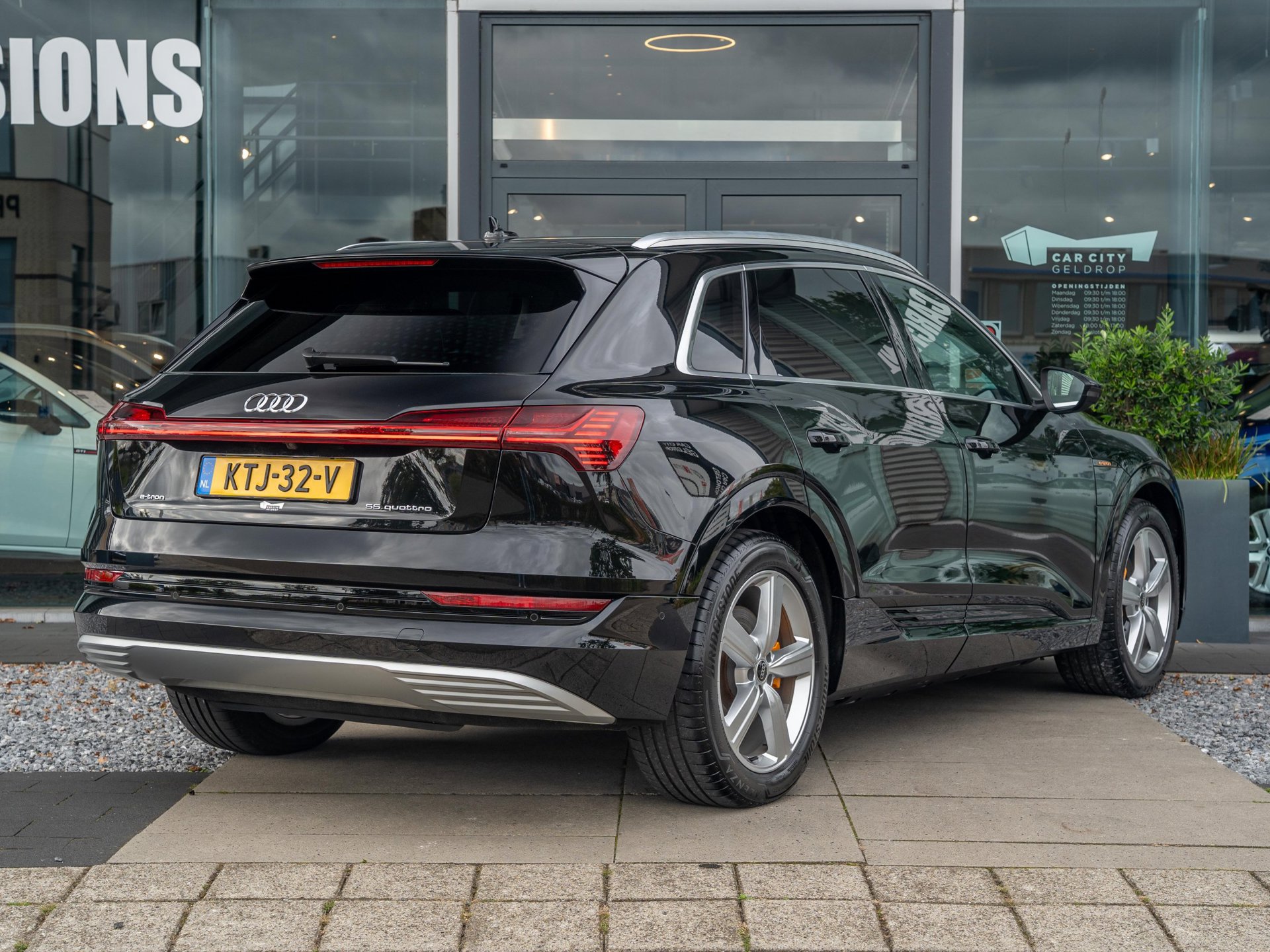 Foto van Audi E-tron