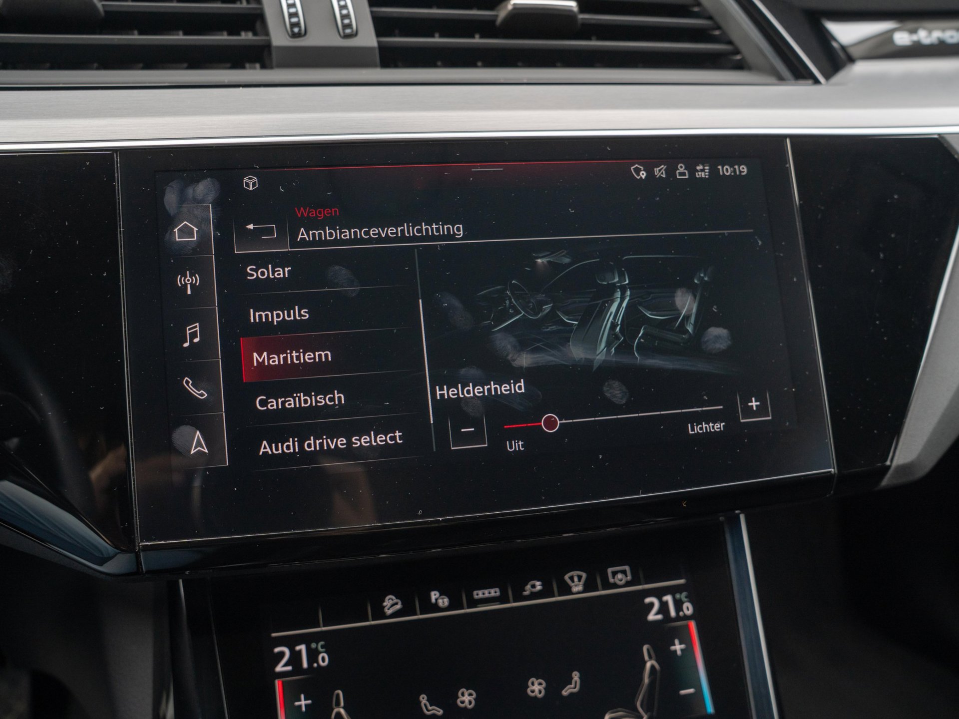 Foto van Audi E-tron