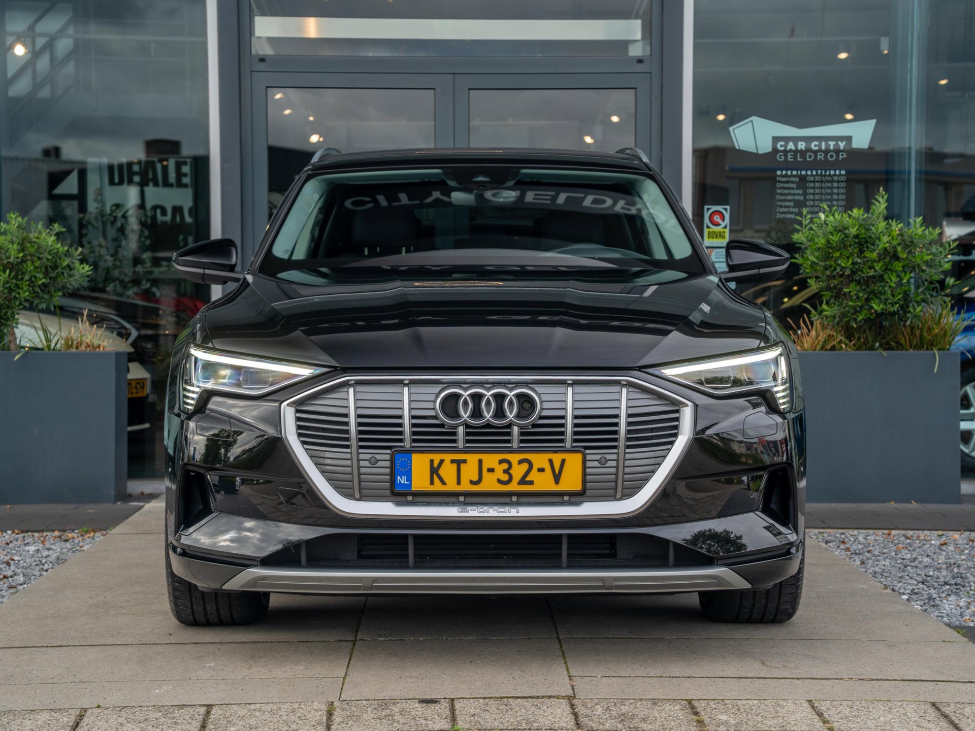 Foto van Audi E-tron