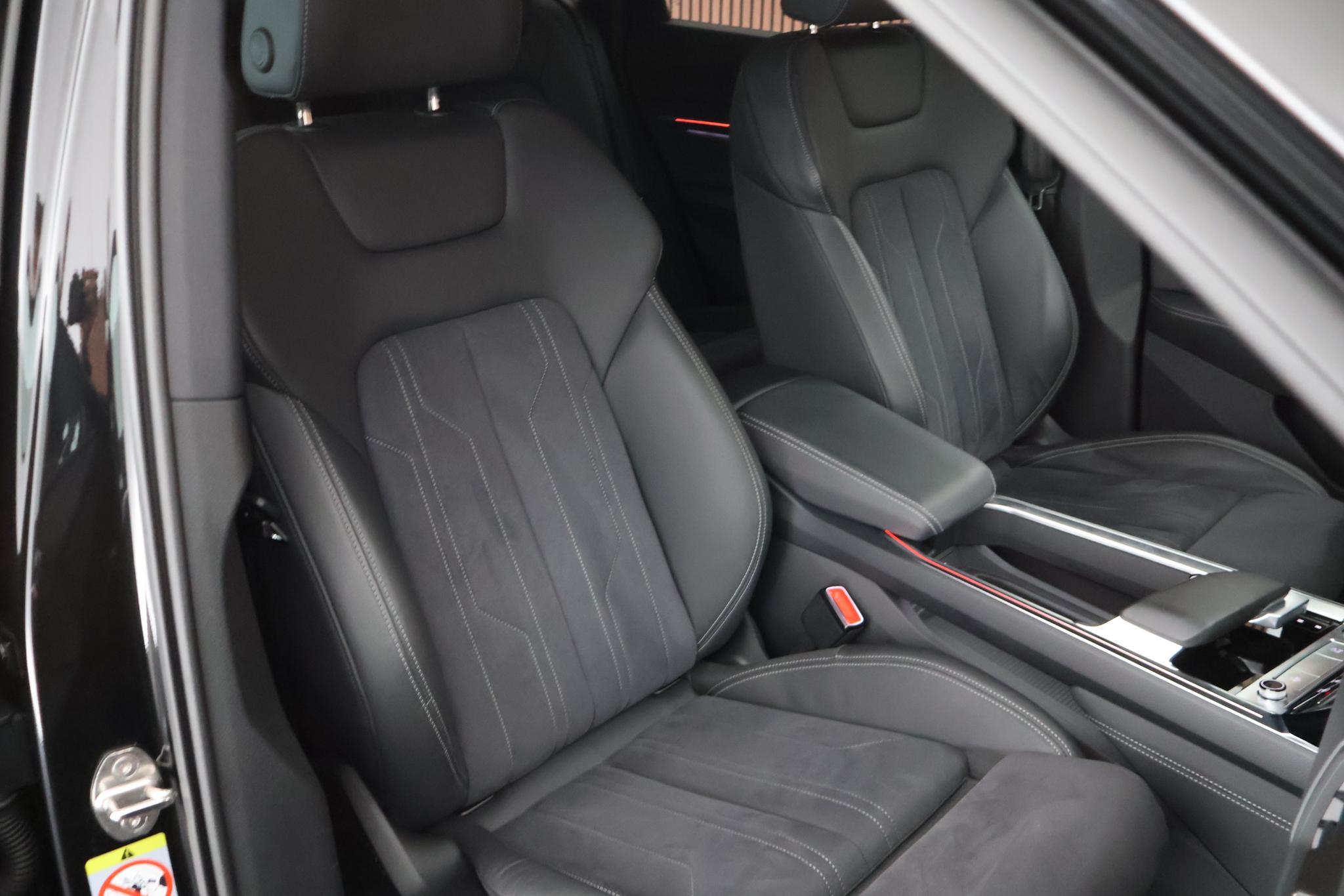 Foto van Audi Q8 50 E-tron