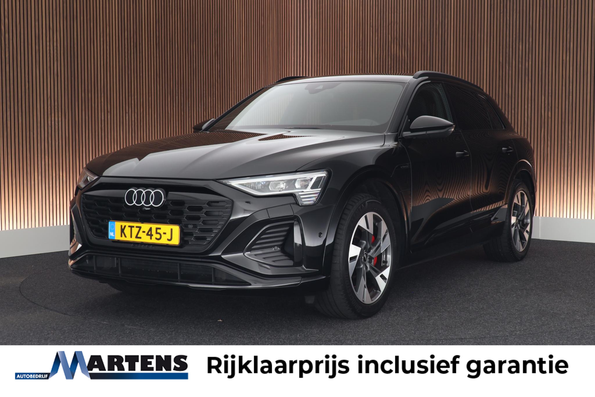 Audi Q8 50 E-tron 50 quattro 340pk Advanced Edition 95 kWh 2023 - voorkant