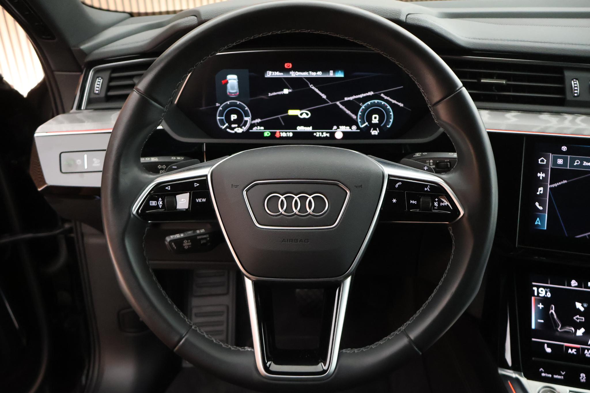 Foto van Audi Q8 50 E-tron