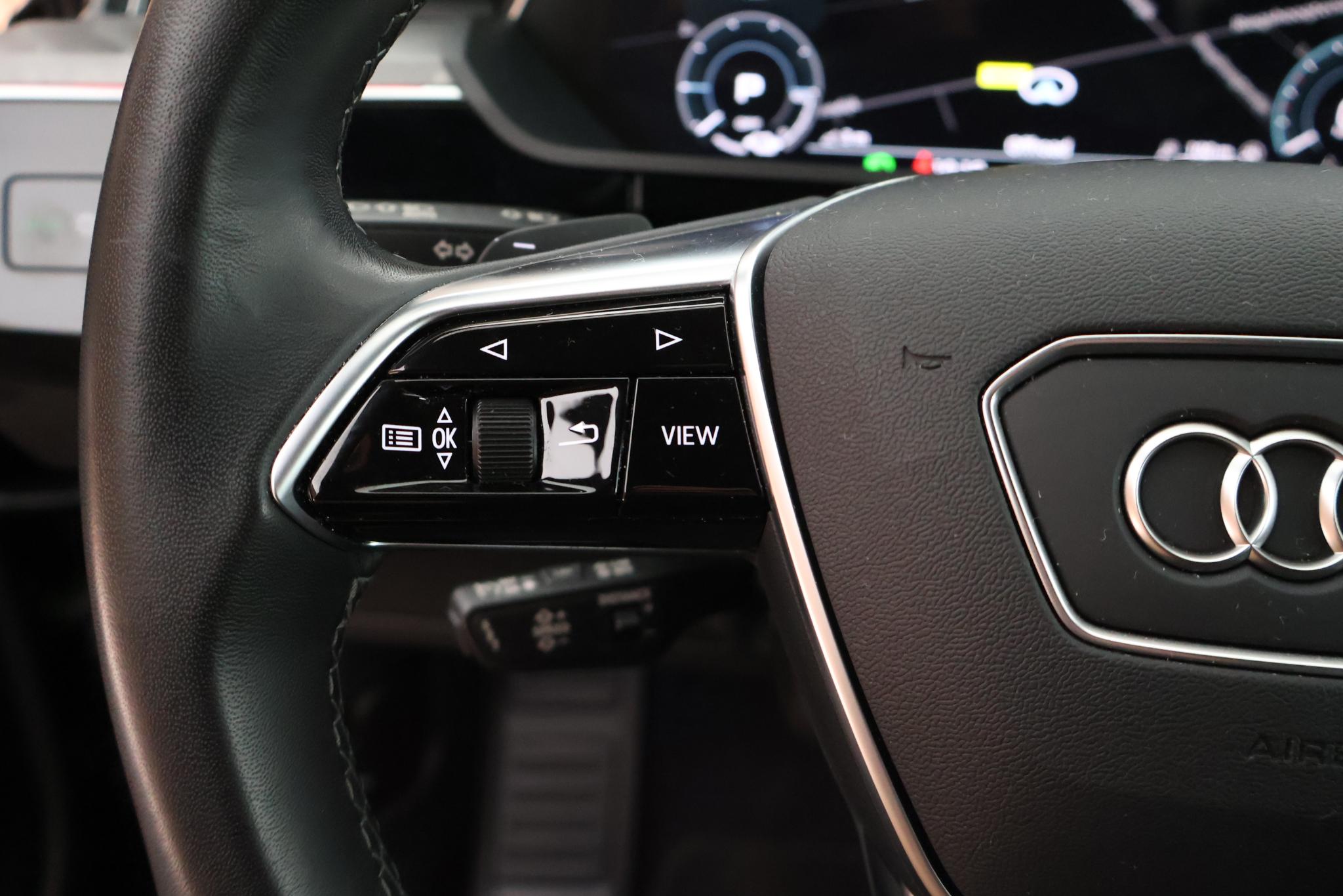 Foto van Audi Q8 50 E-tron