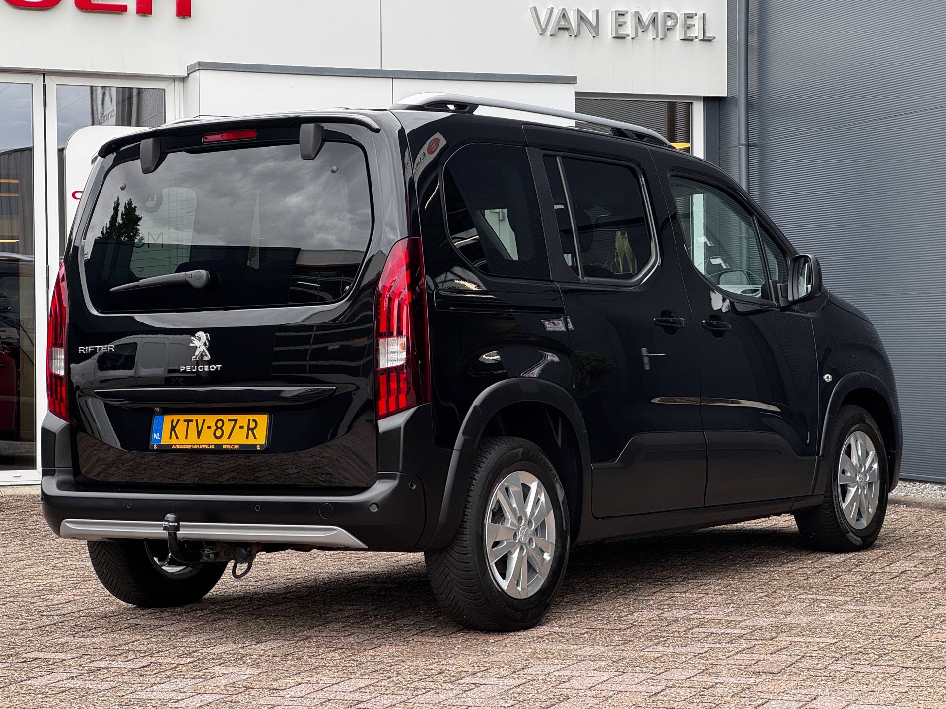 Foto van Peugeot Rifter