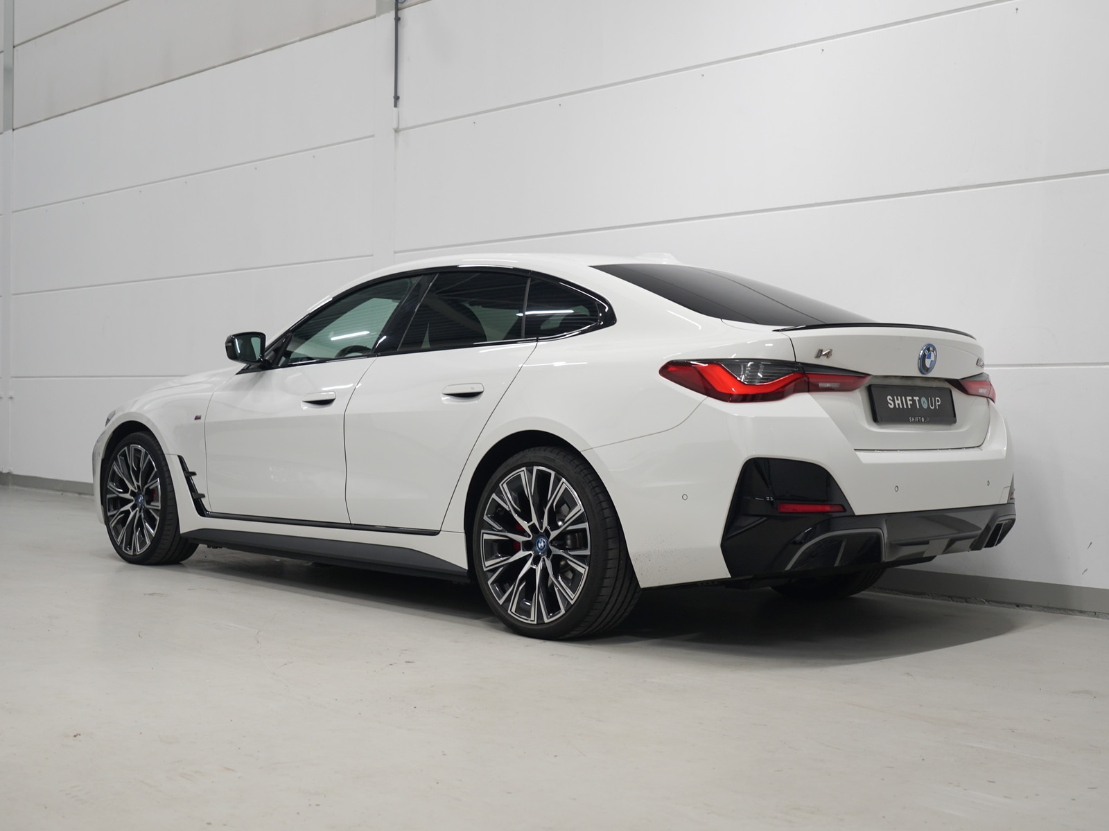 Foto van BMW I4 M50