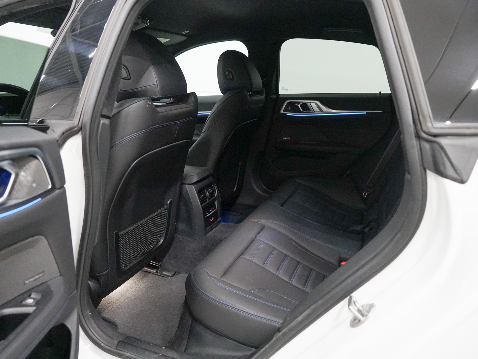 Foto van BMW I4 M50