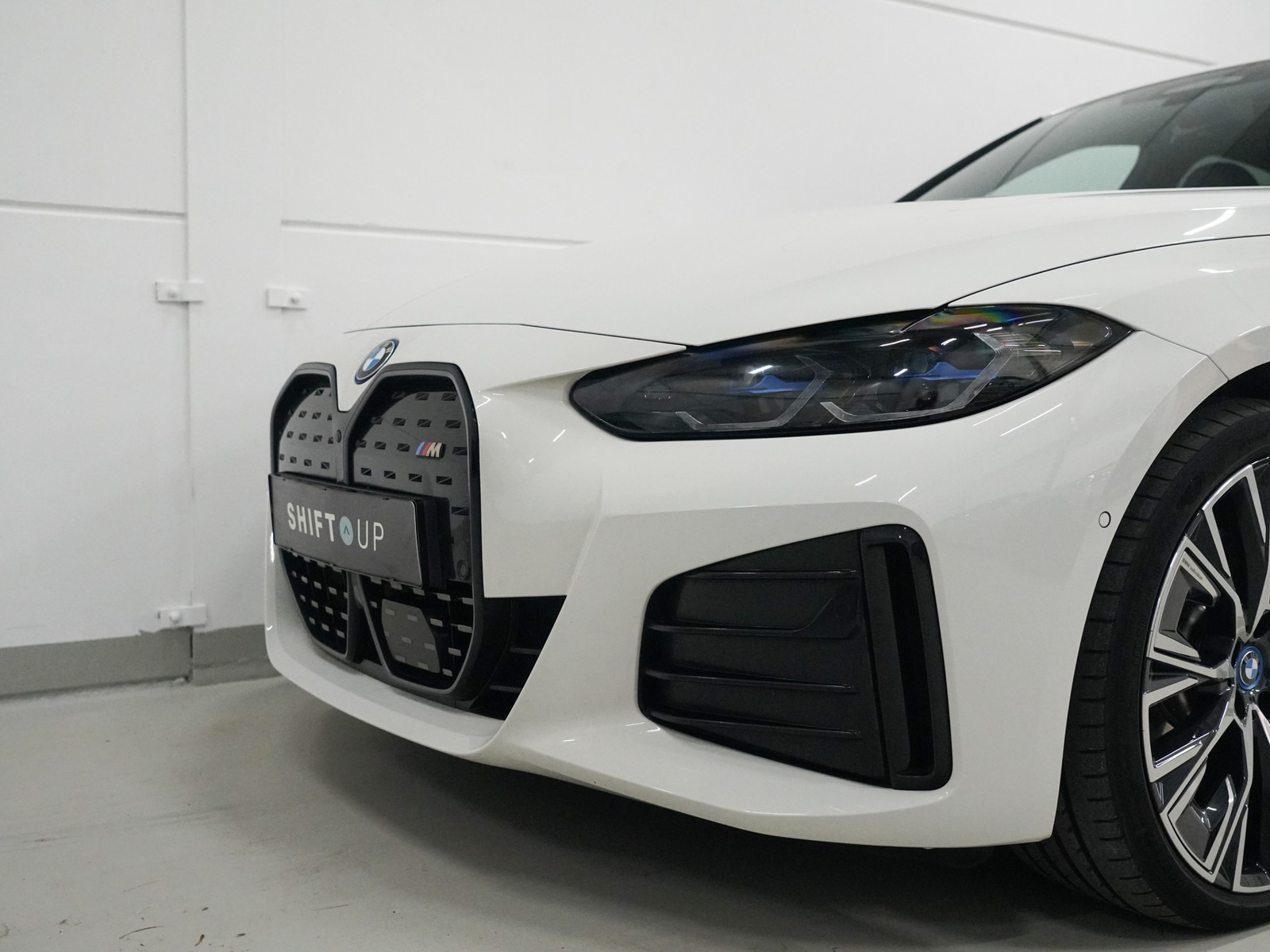 Foto van BMW I4 M50