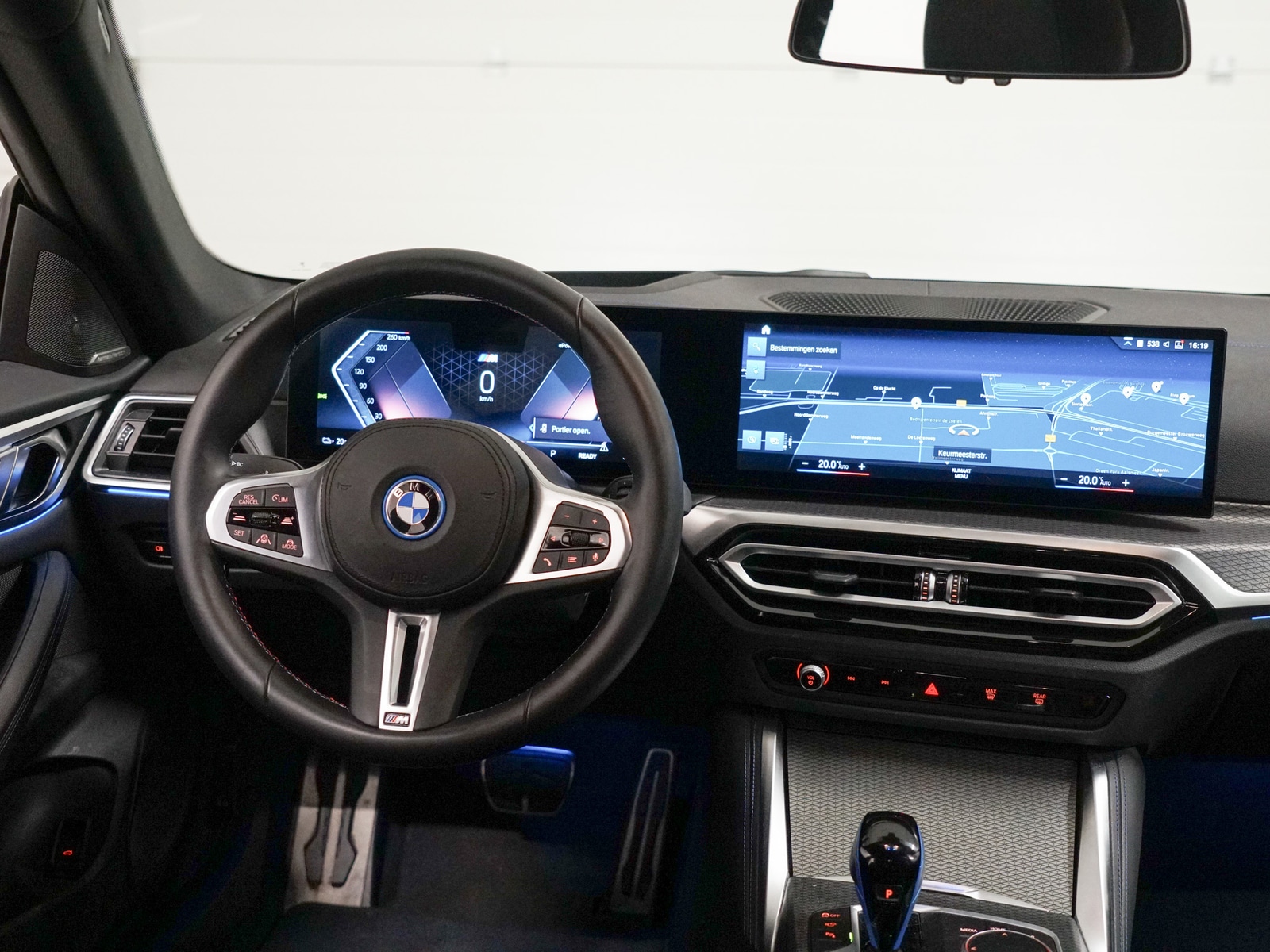Foto van BMW I4 M50
