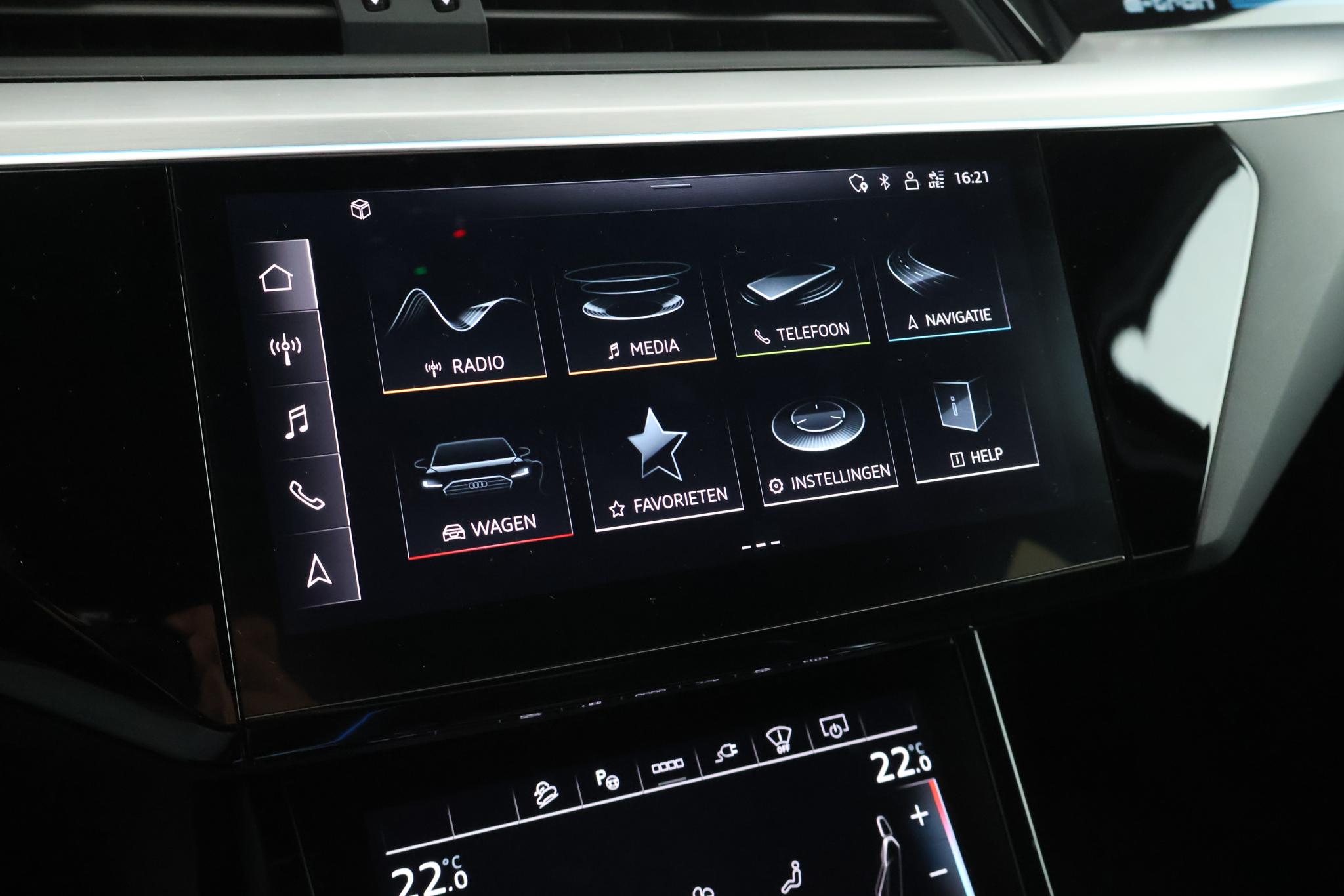Foto van Audi Q8 50 E-tron
