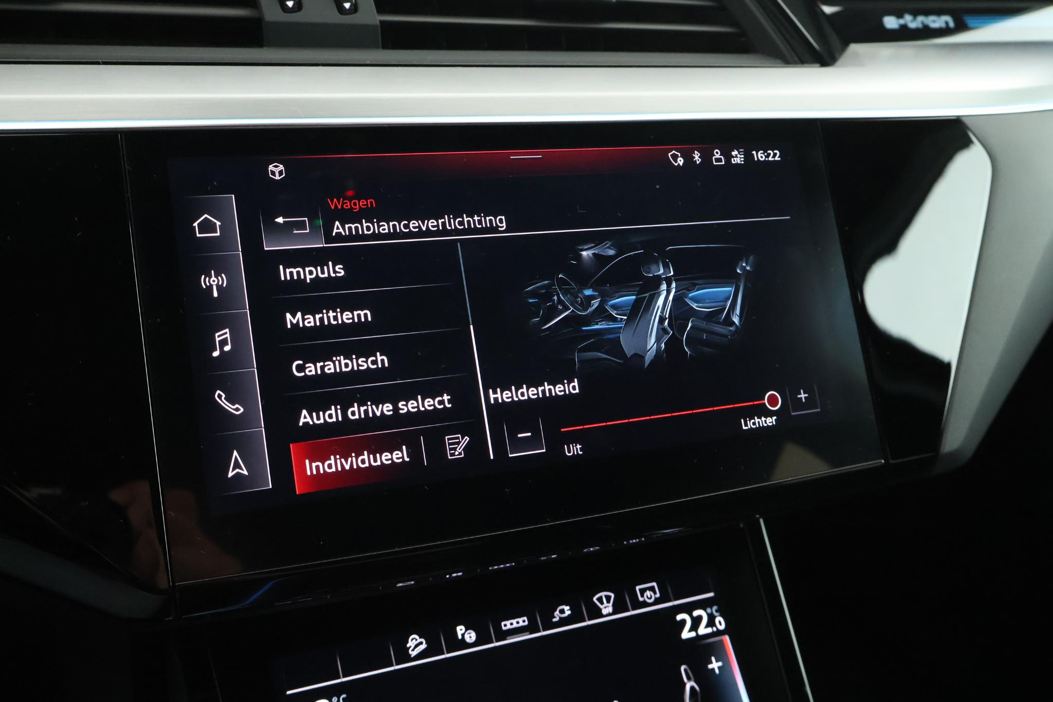 Foto van Audi Q8 50 E-tron