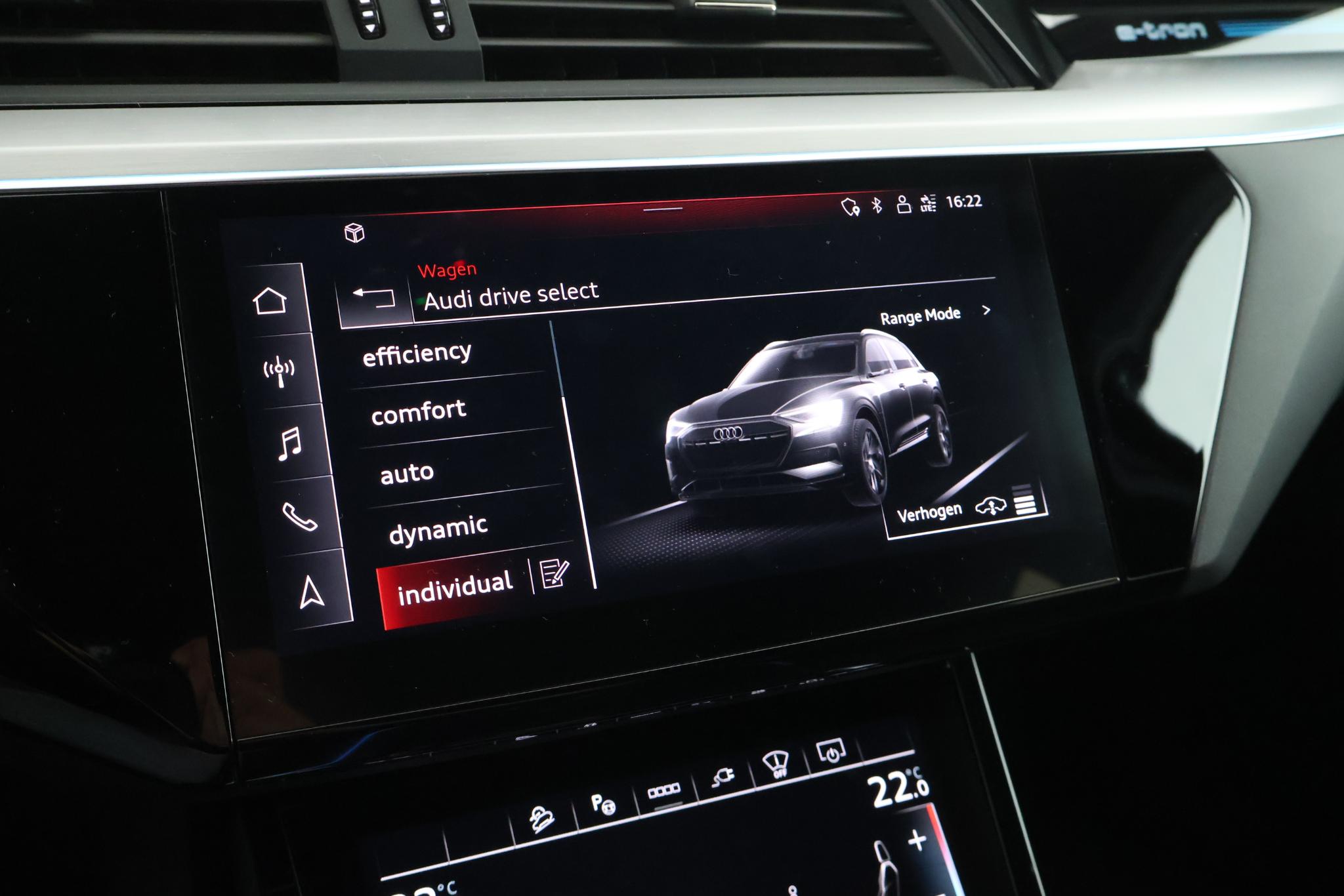 Foto van Audi Q8 50 E-tron