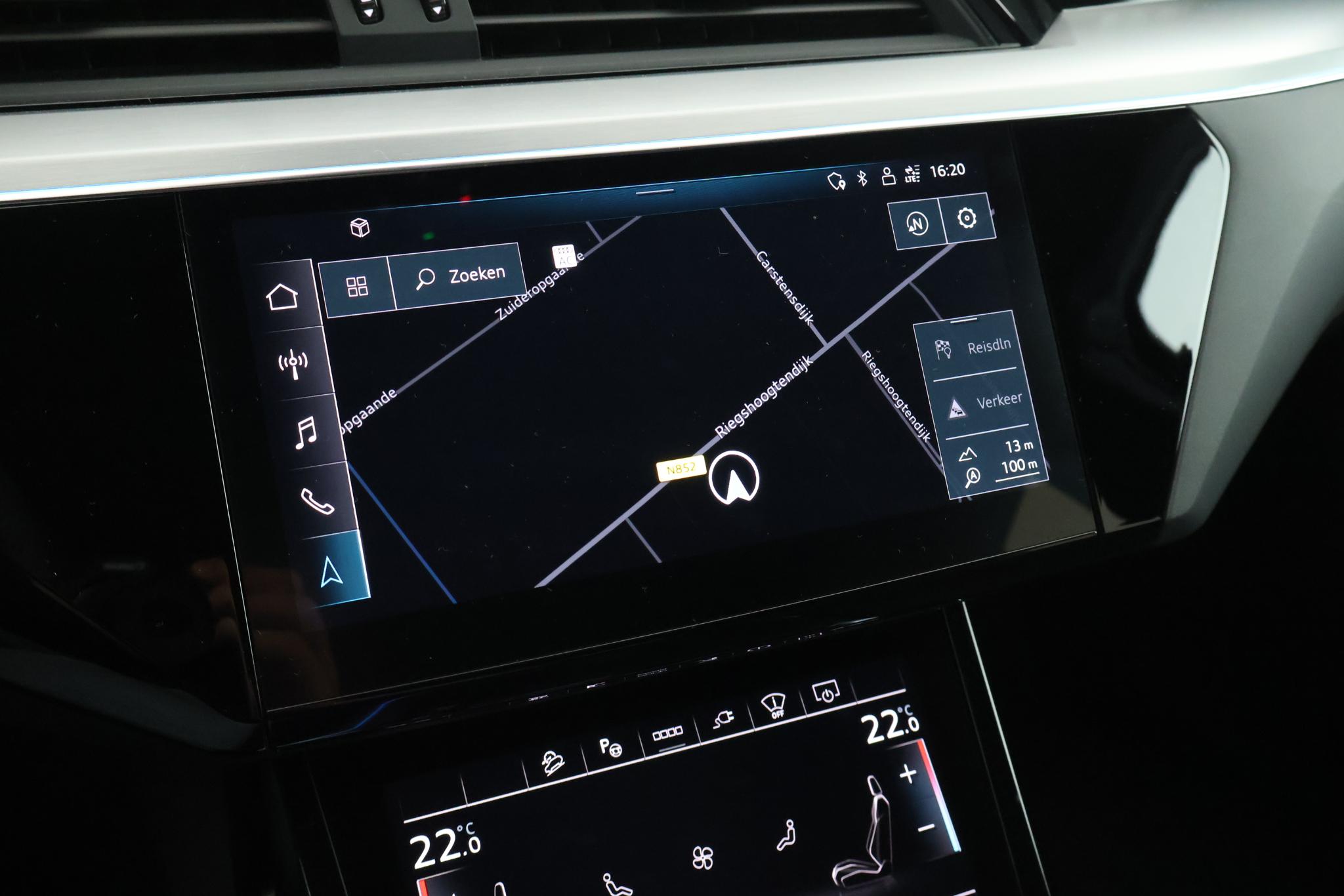 Foto van Audi Q8 50 E-tron