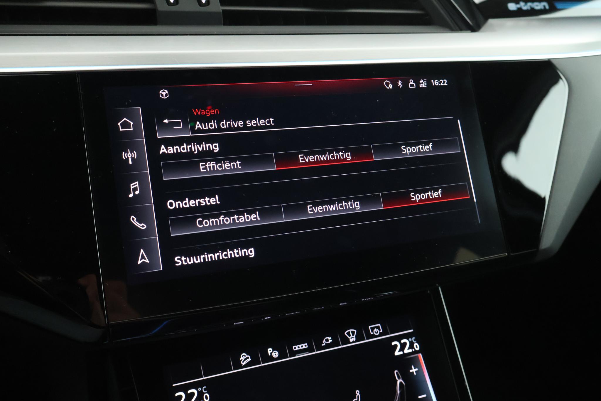 Foto van Audi Q8 50 E-tron