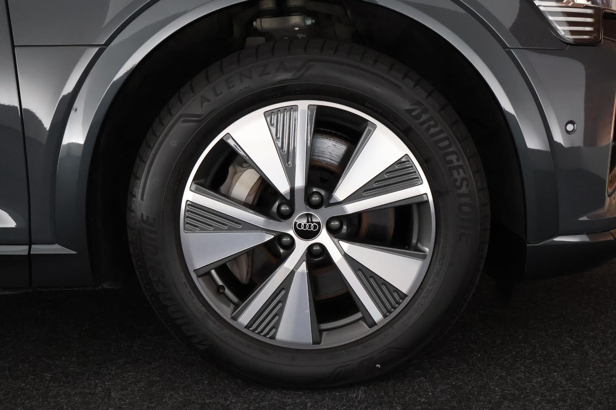 Foto van Audi Q8 50 E-tron