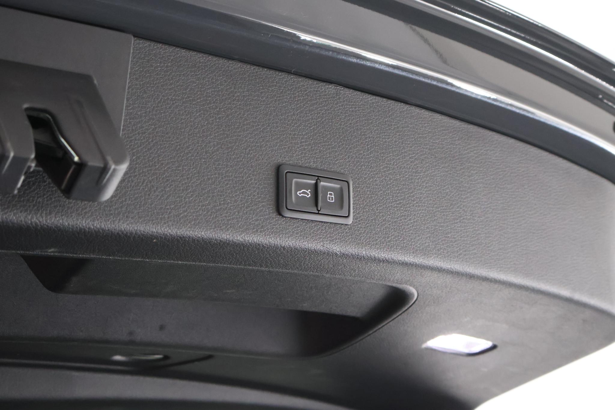 Foto van Audi Q8 50 E-tron