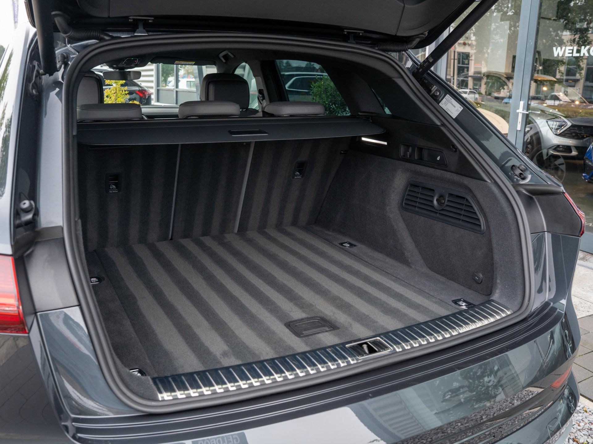 Foto van Audi E-tron
