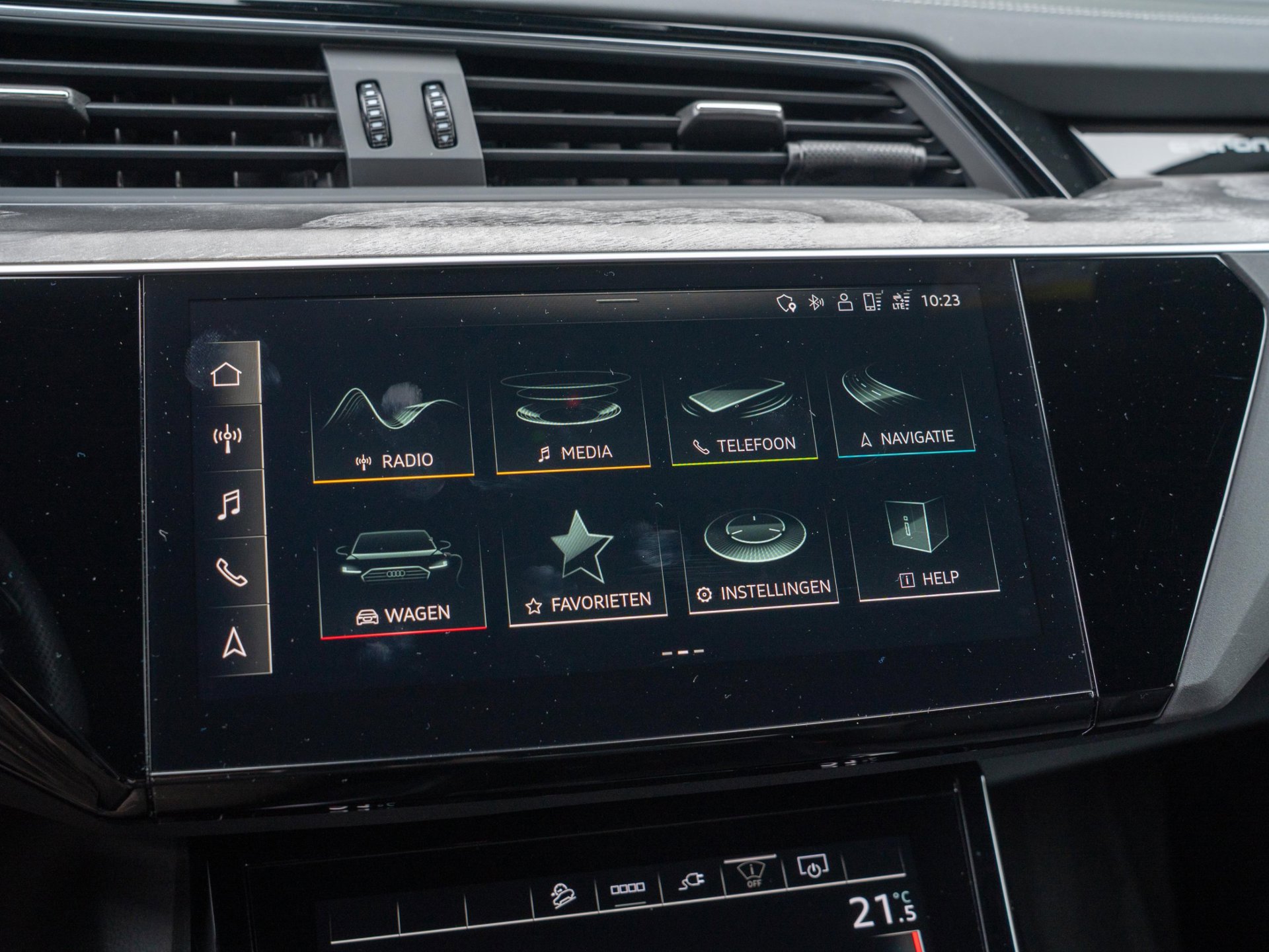 Foto van Audi E-tron