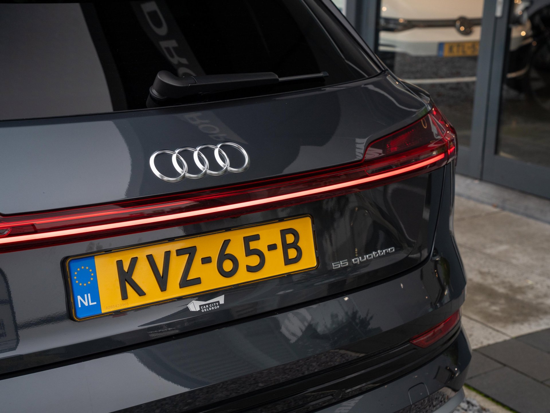 Foto van Audi E-tron