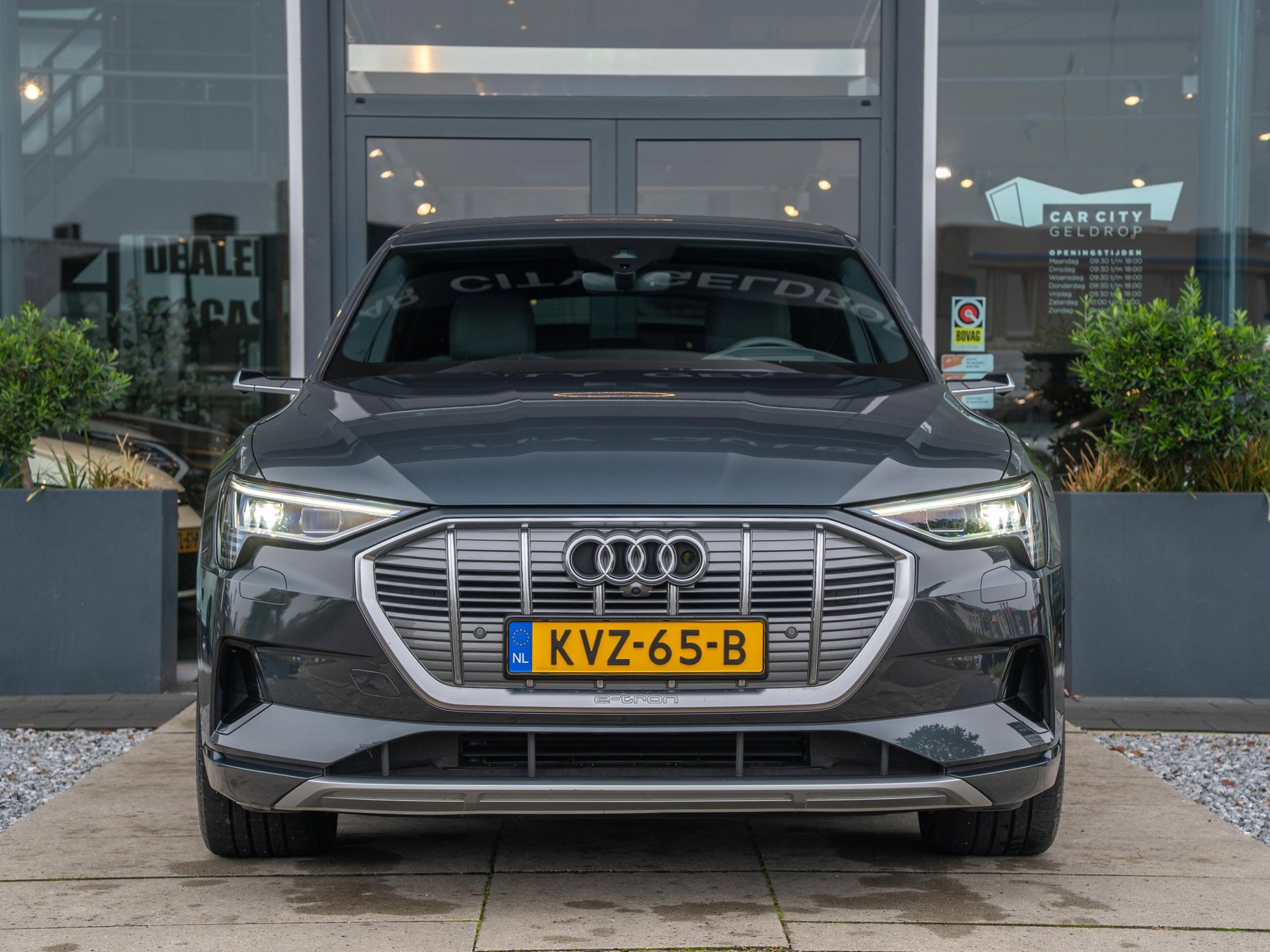 Foto van Audi E-tron
