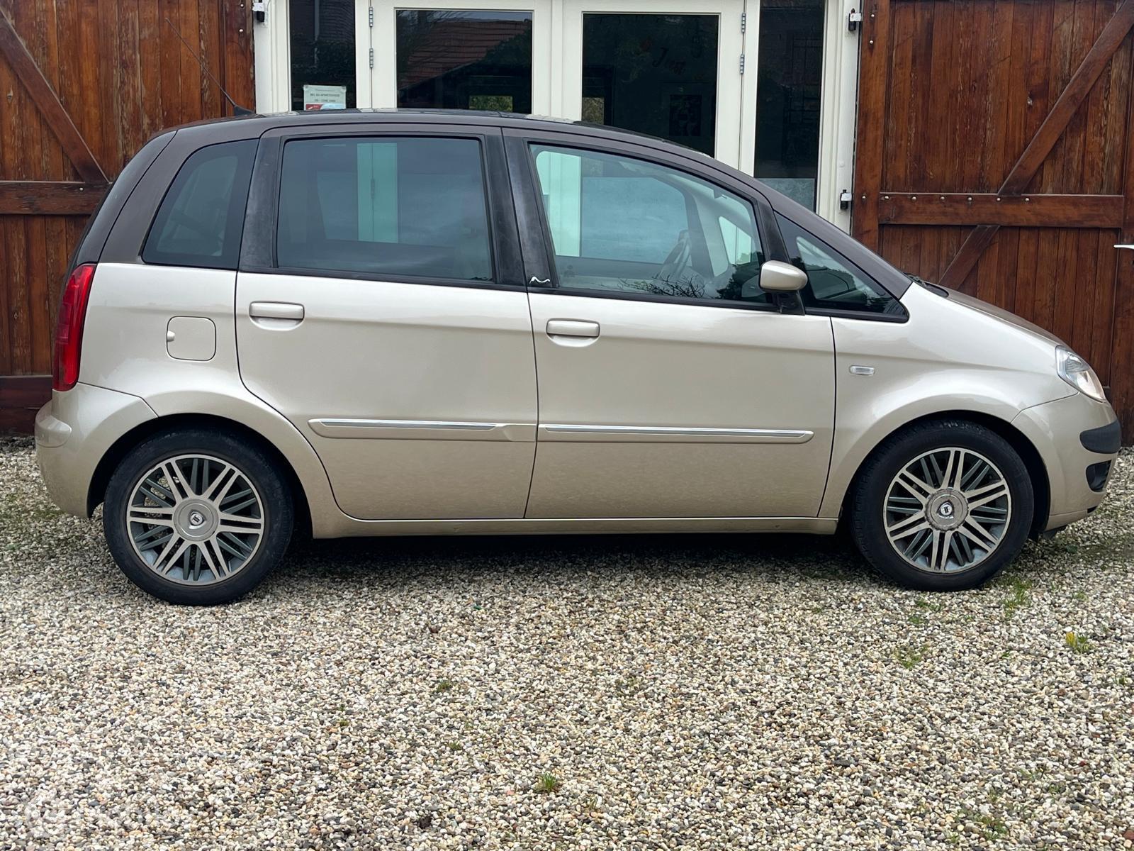 Foto van Lancia Lancia Musa