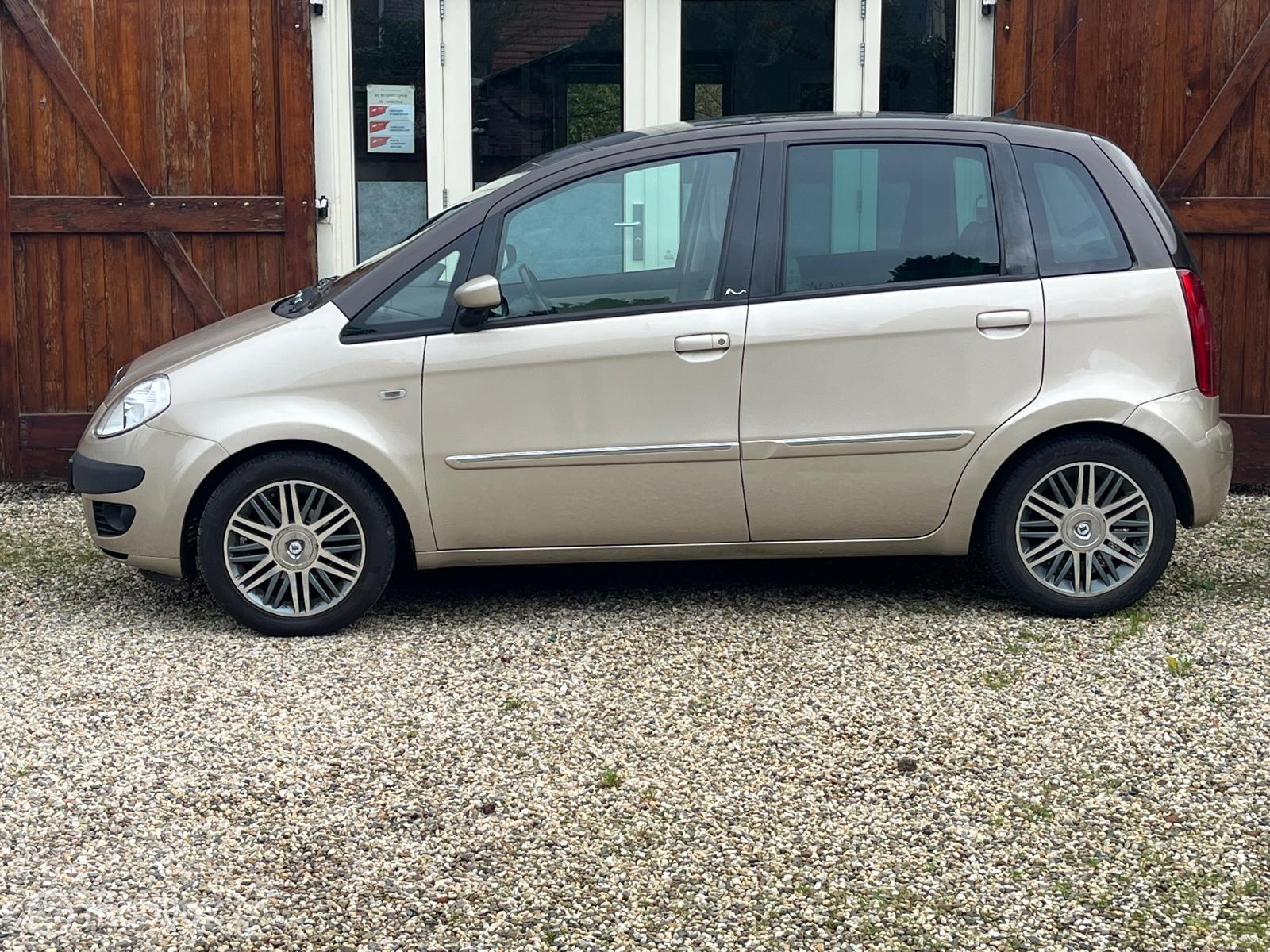 Foto van Lancia Lancia Musa