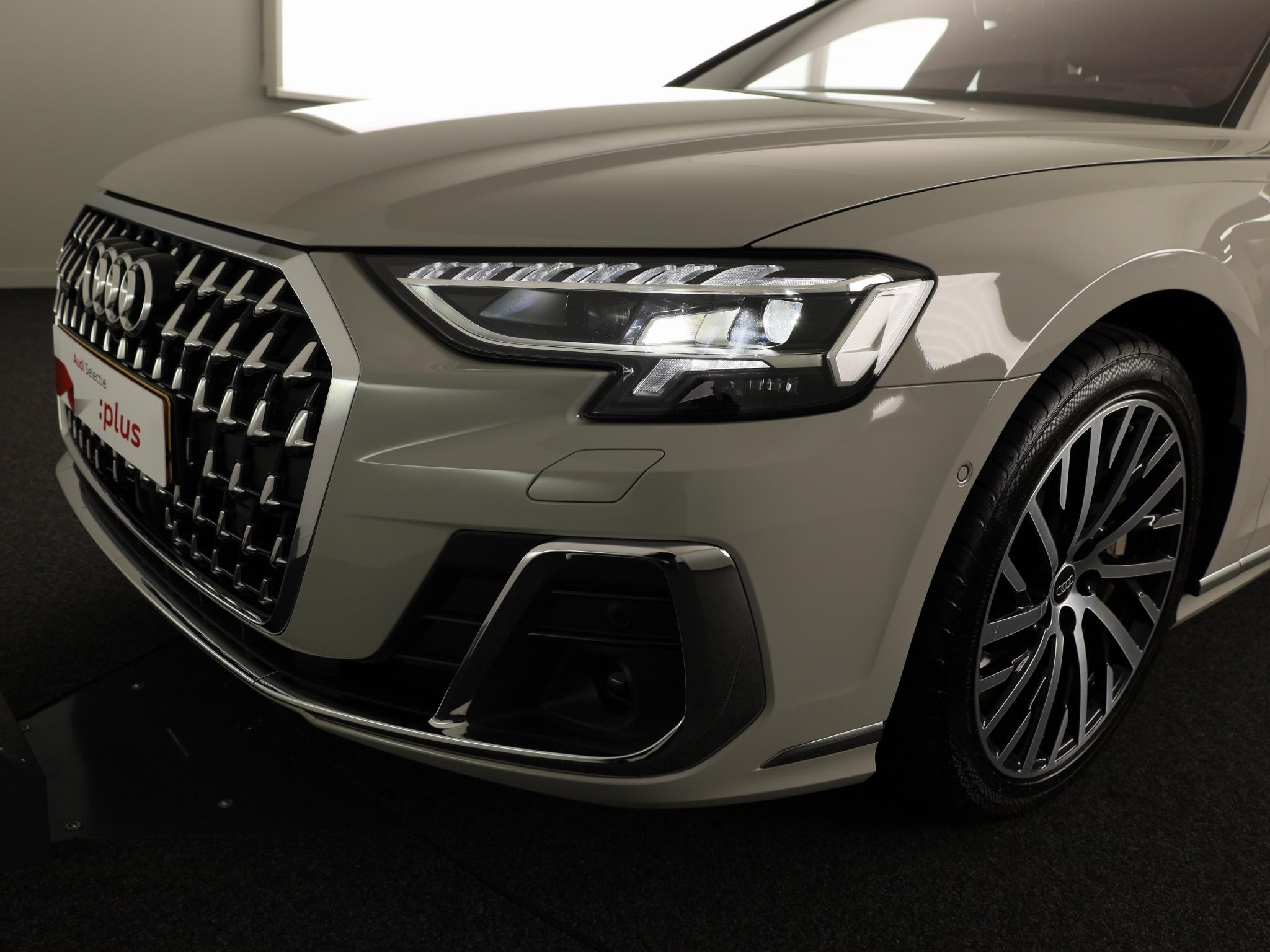 Foto van Audi A8