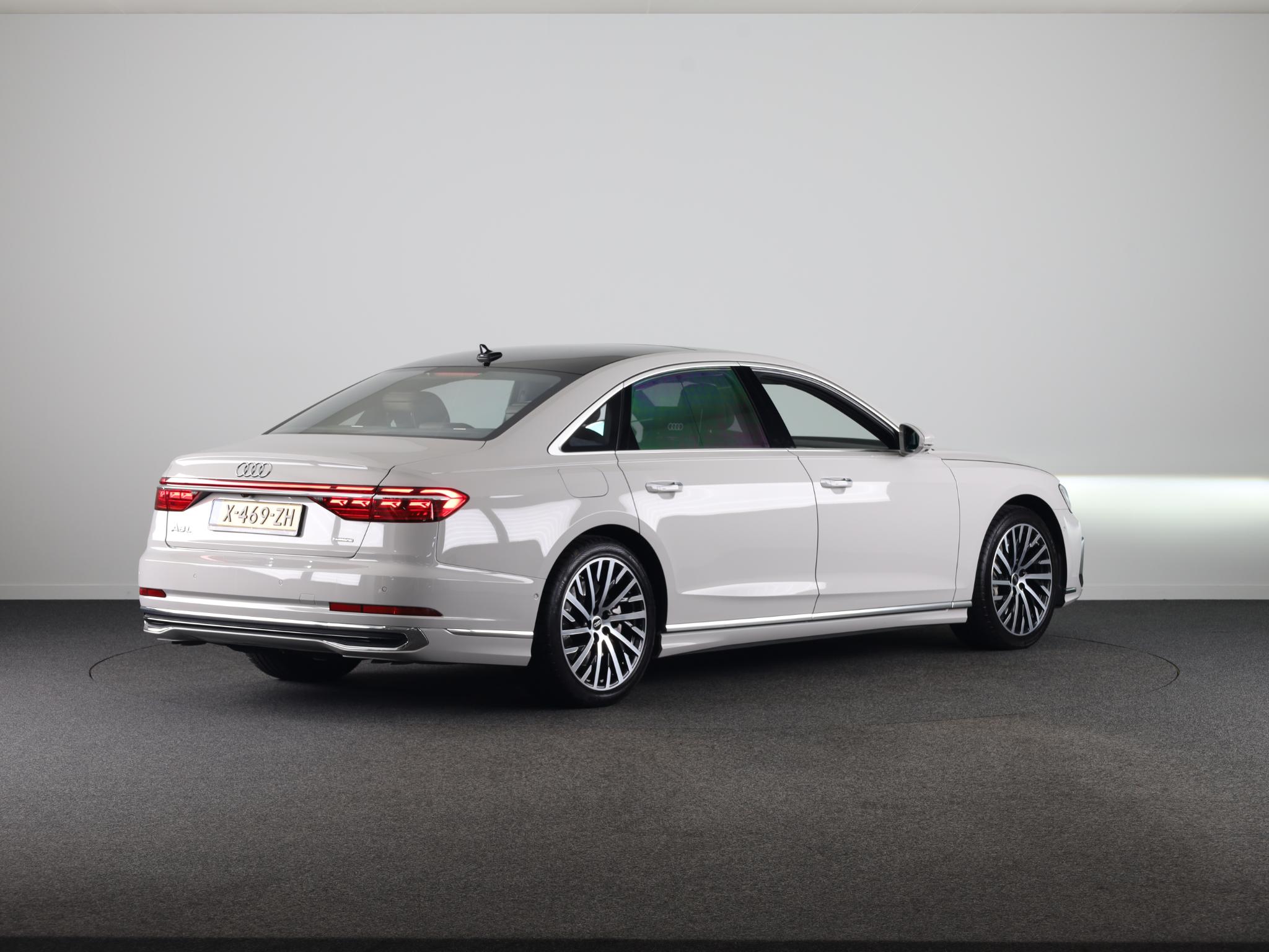 Foto van Audi A8