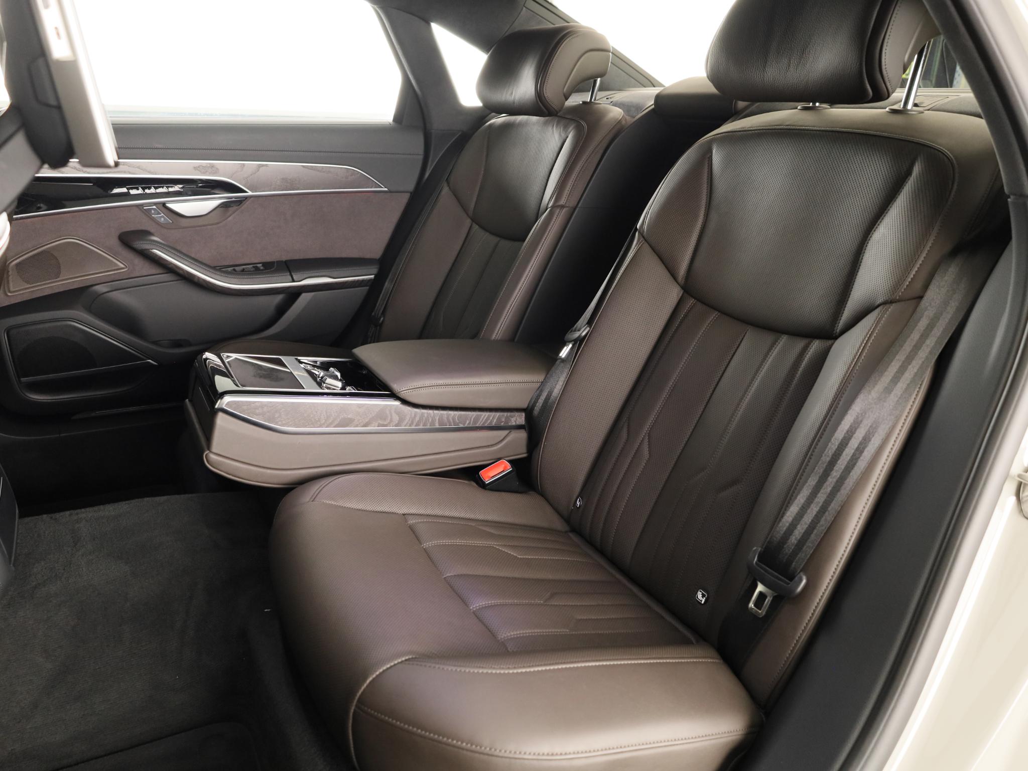 Foto van Audi A8