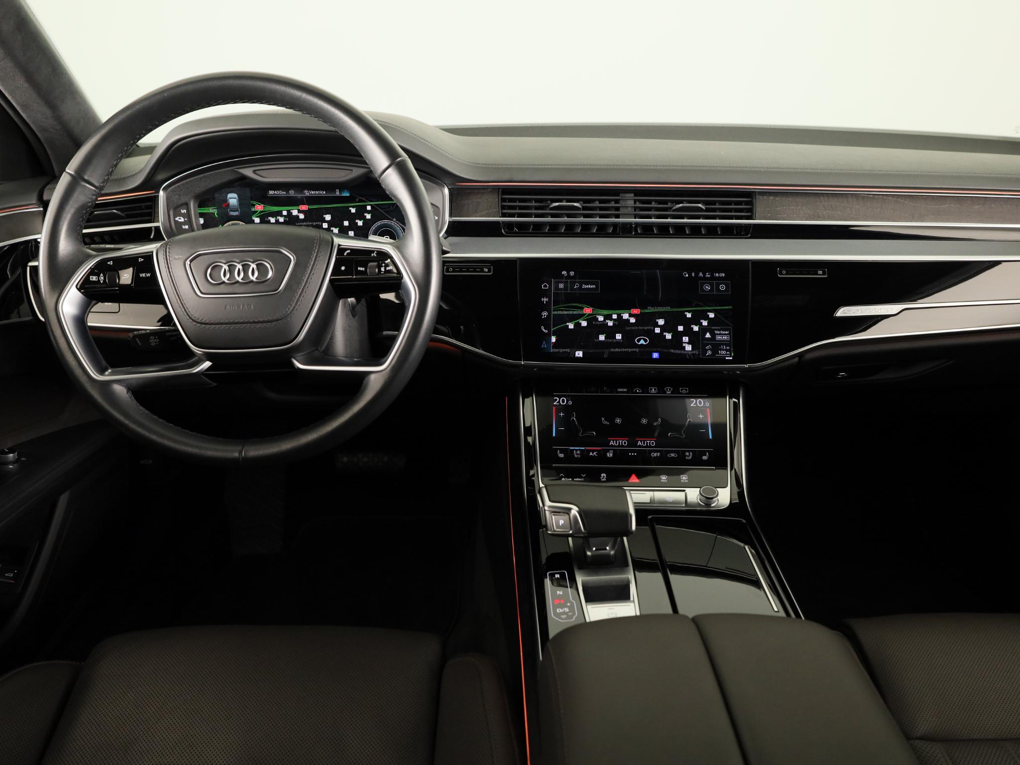 Foto van Audi A8