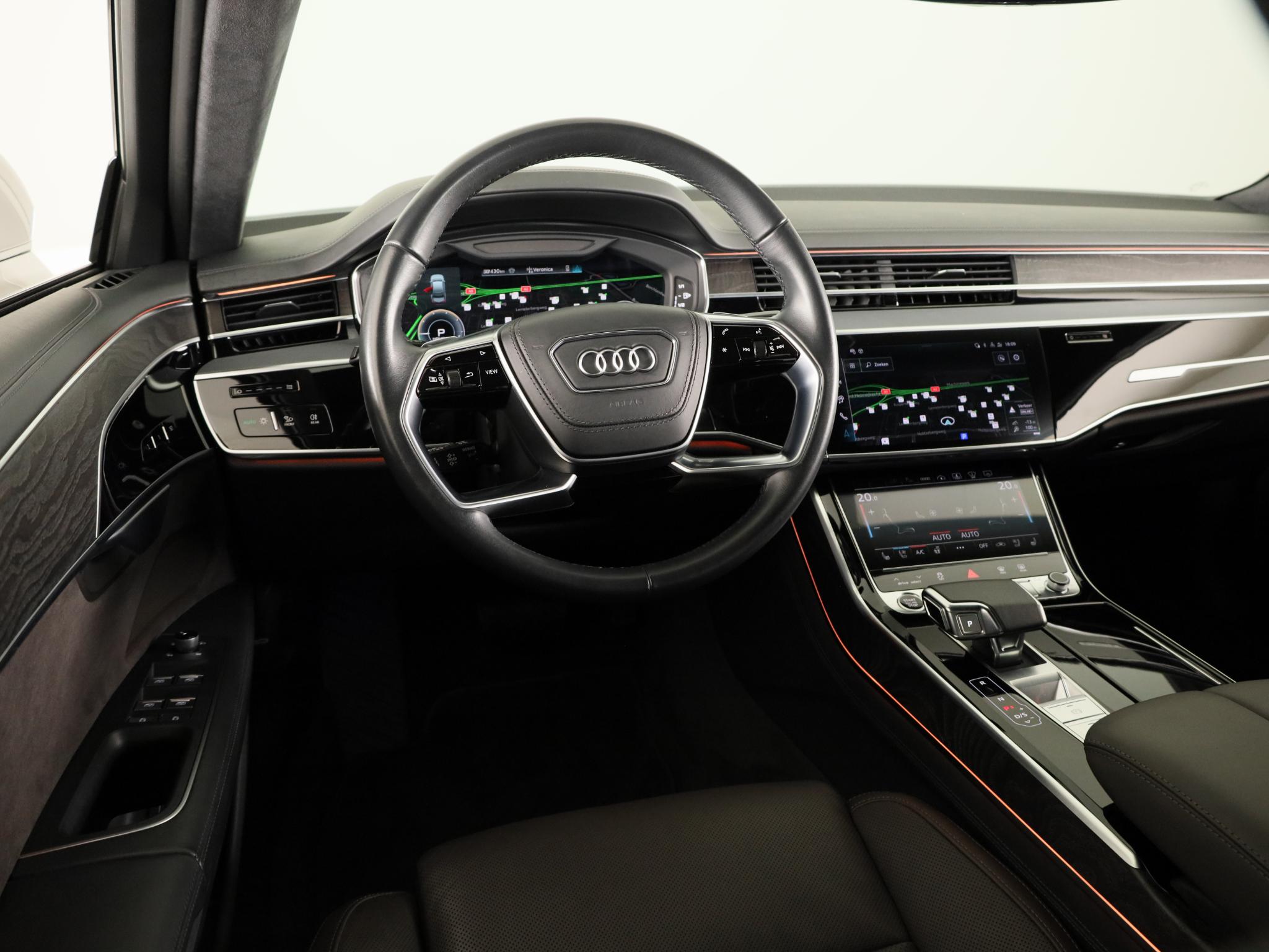 Foto van Audi A8
