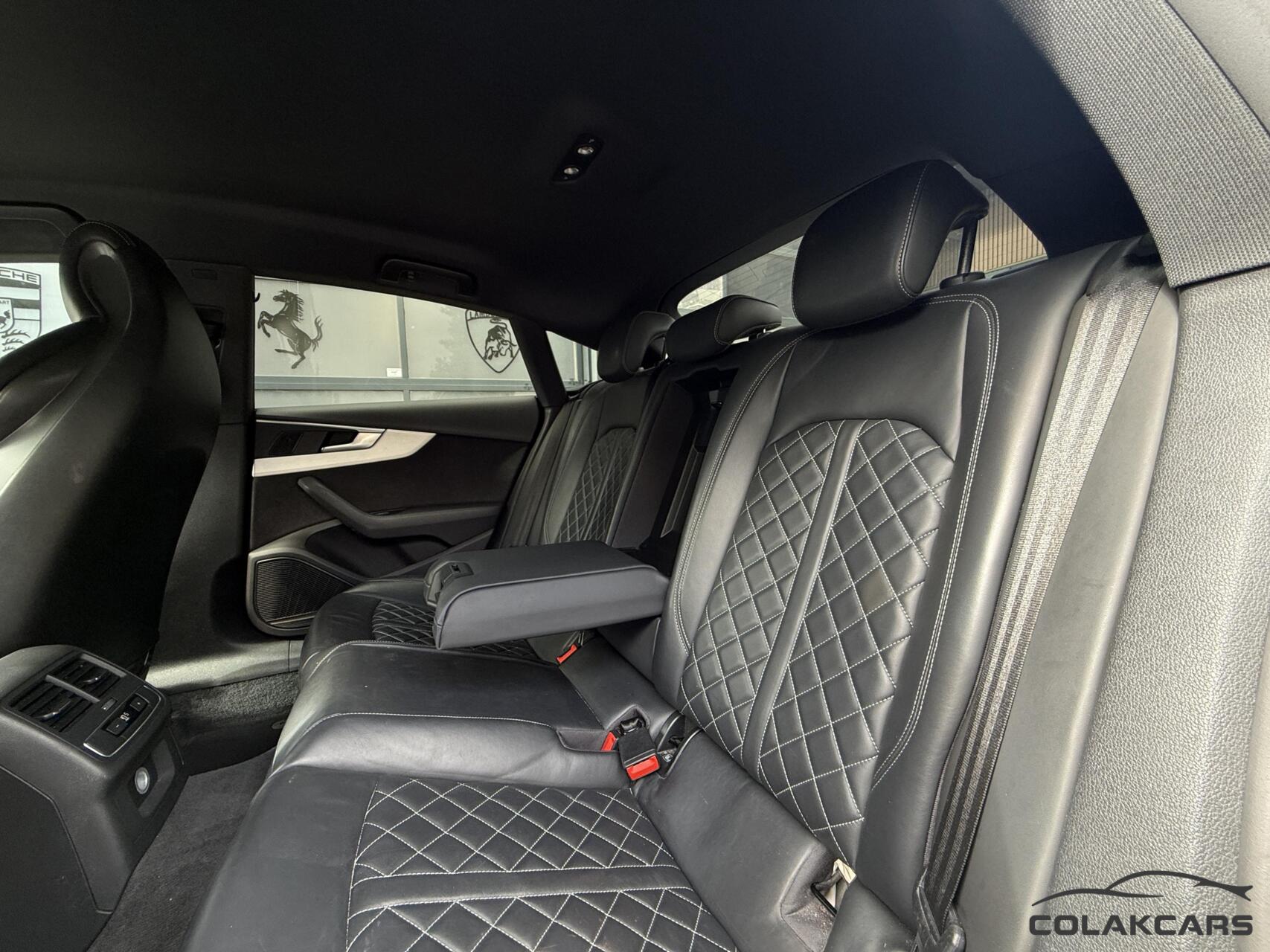 Foto van Audi S5 Sportback