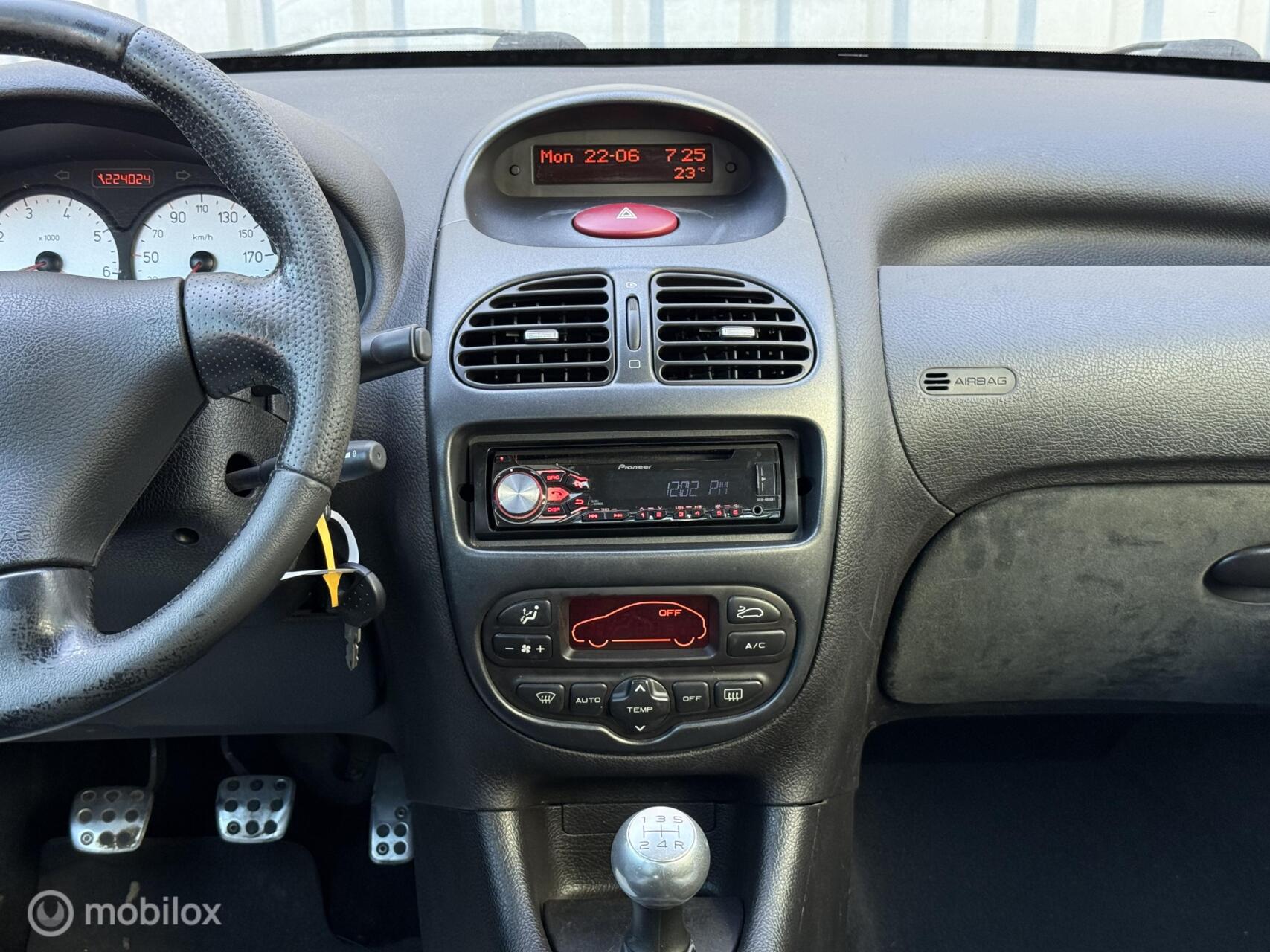 Foto van Peugeot 206