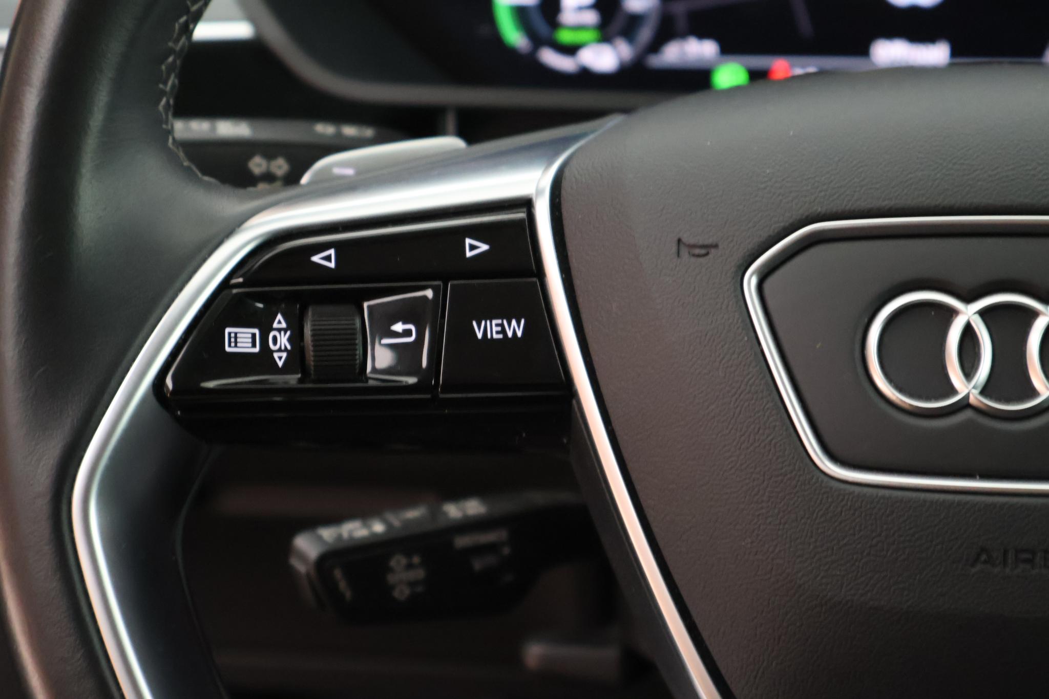 Foto van Audi Q8 50 E-tron