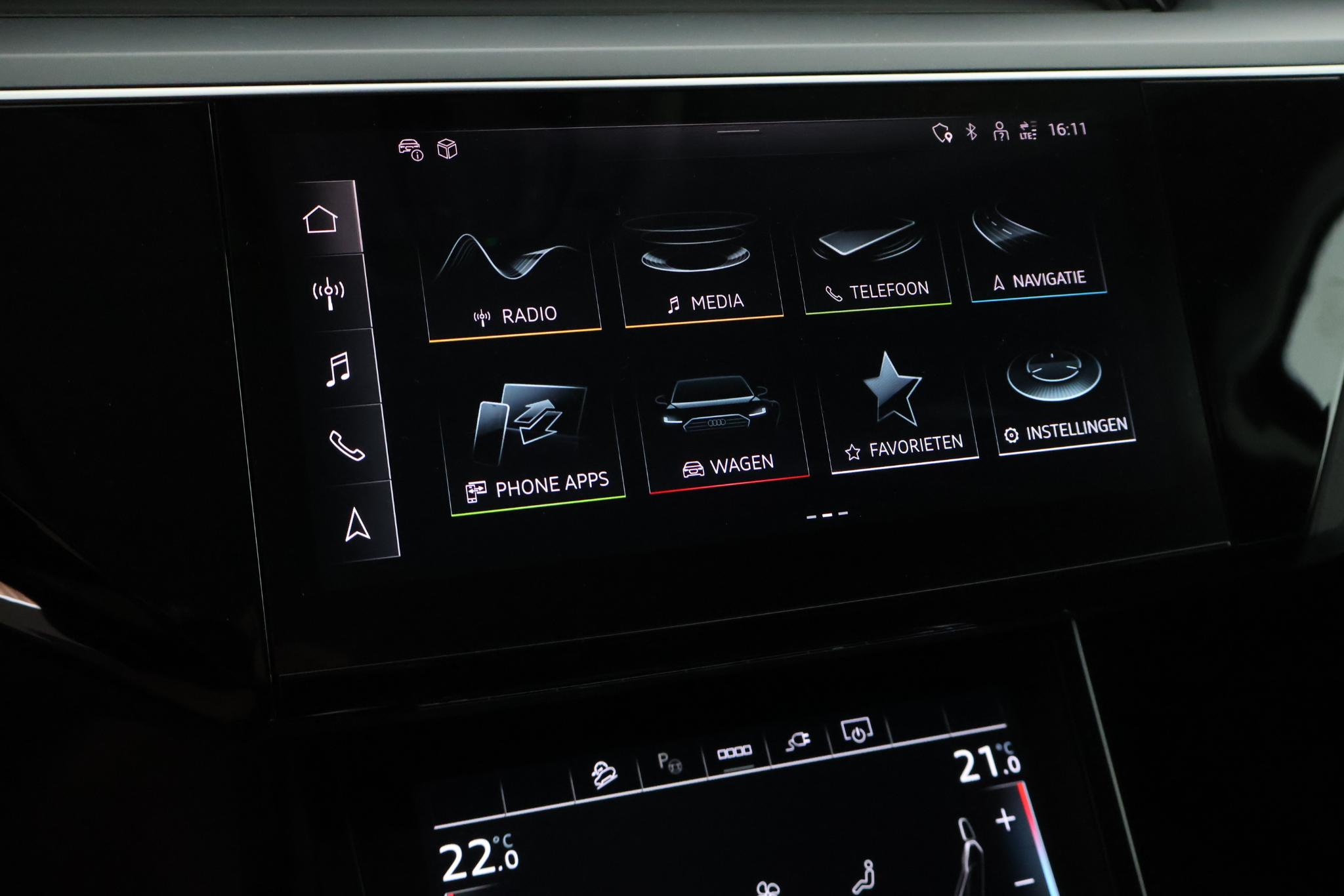 Foto van Audi Q8 50 E-tron