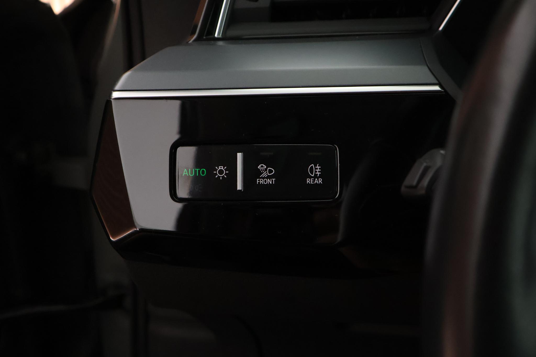 Foto van Audi Q8 50 E-tron
