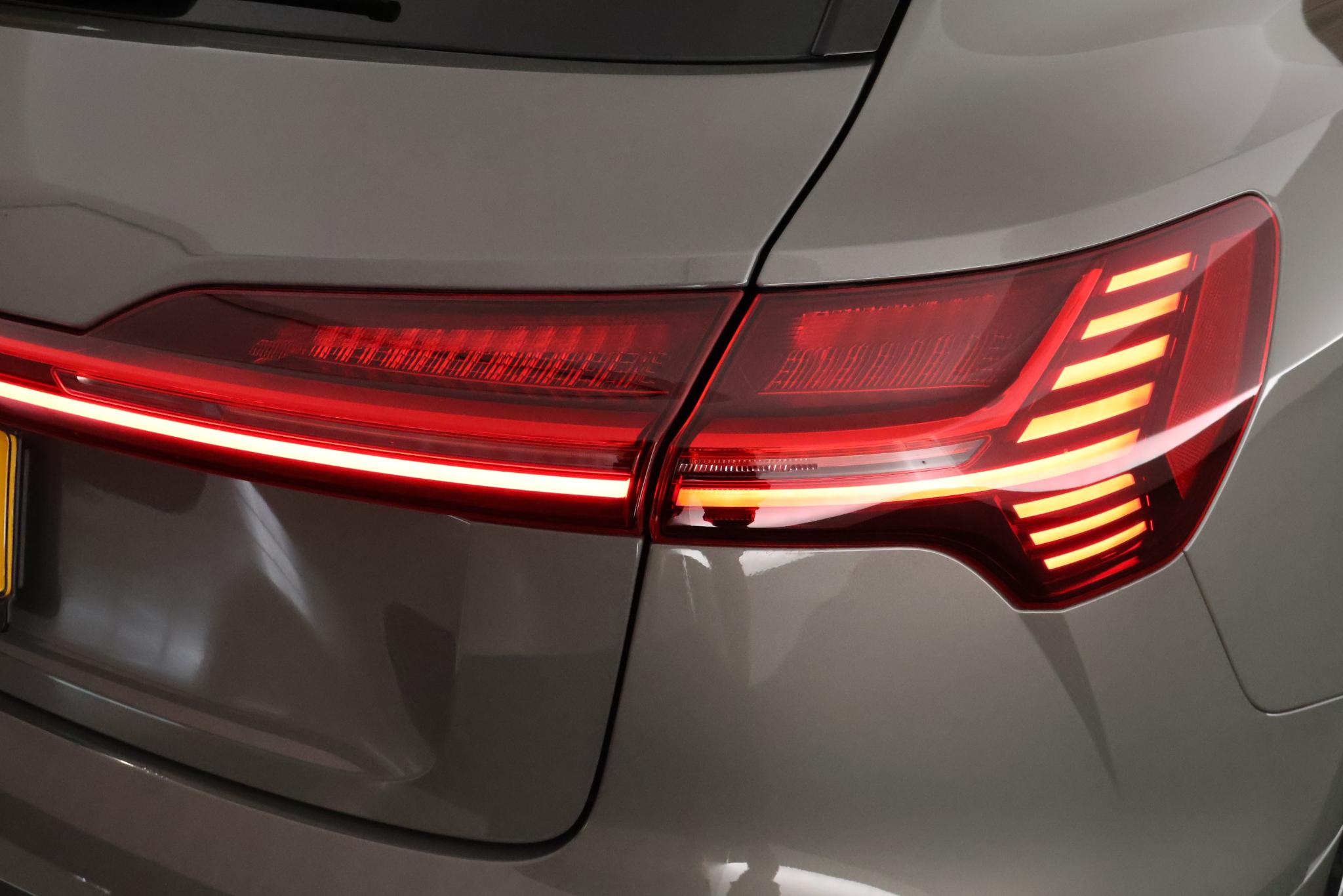 Foto van Audi Q8 50 E-tron