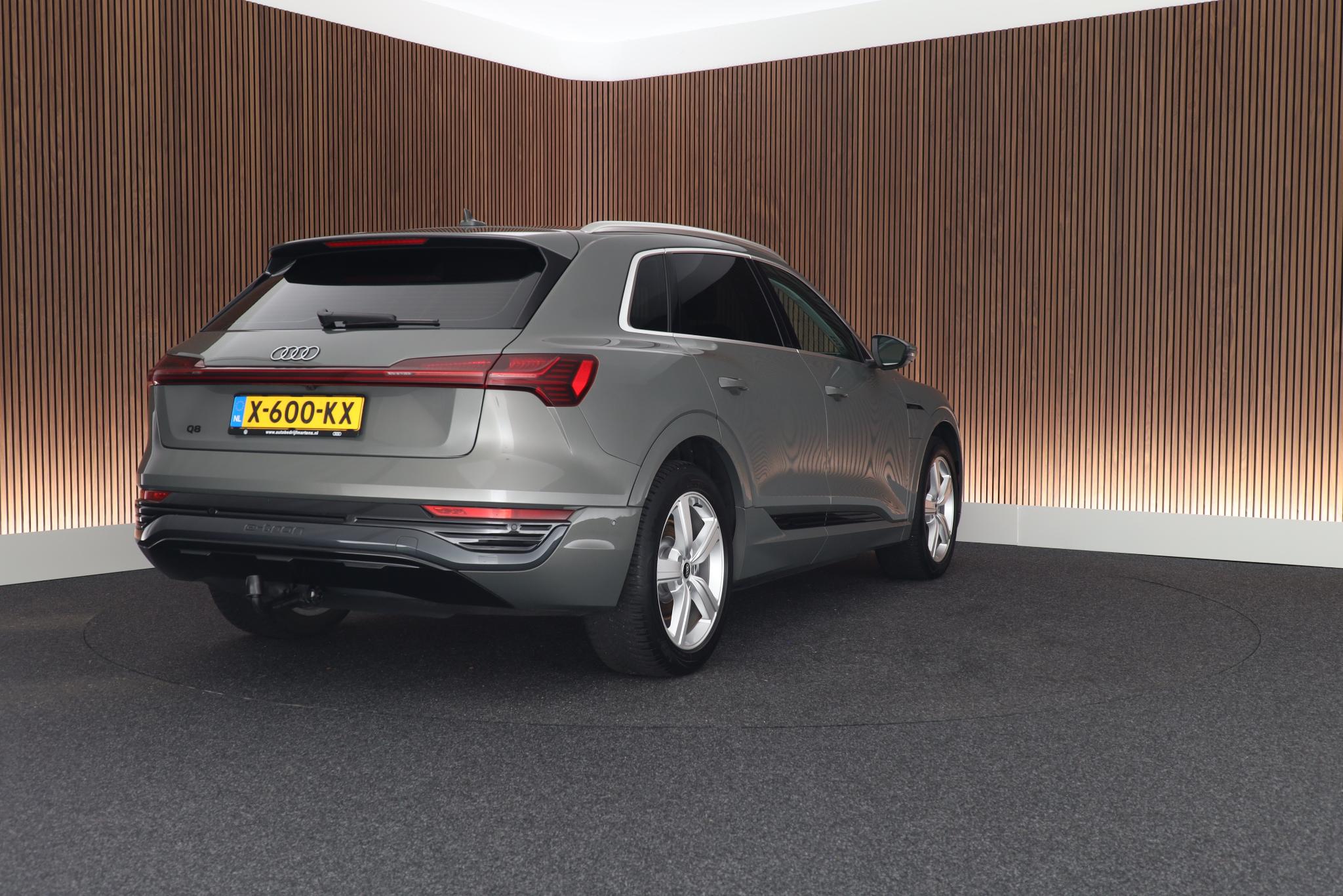 Foto van Audi Q8 50 E-tron