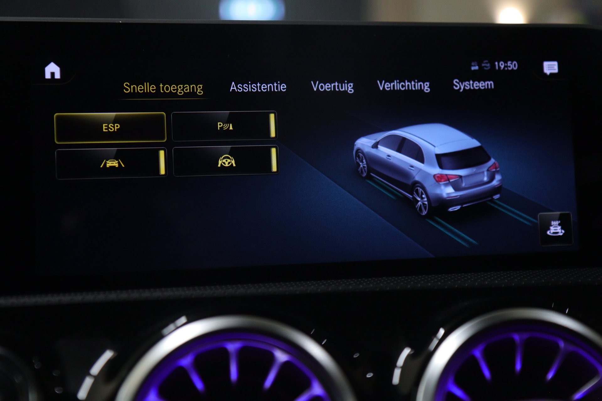 Foto van Mercedes-Benz A 220 4Matic