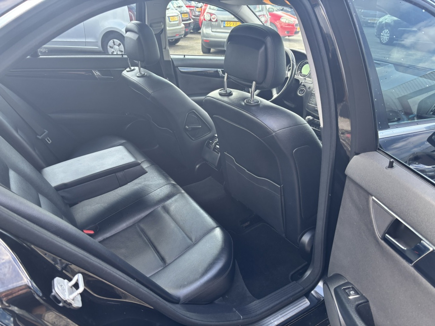 Foto van Mercedes-Benz C 230