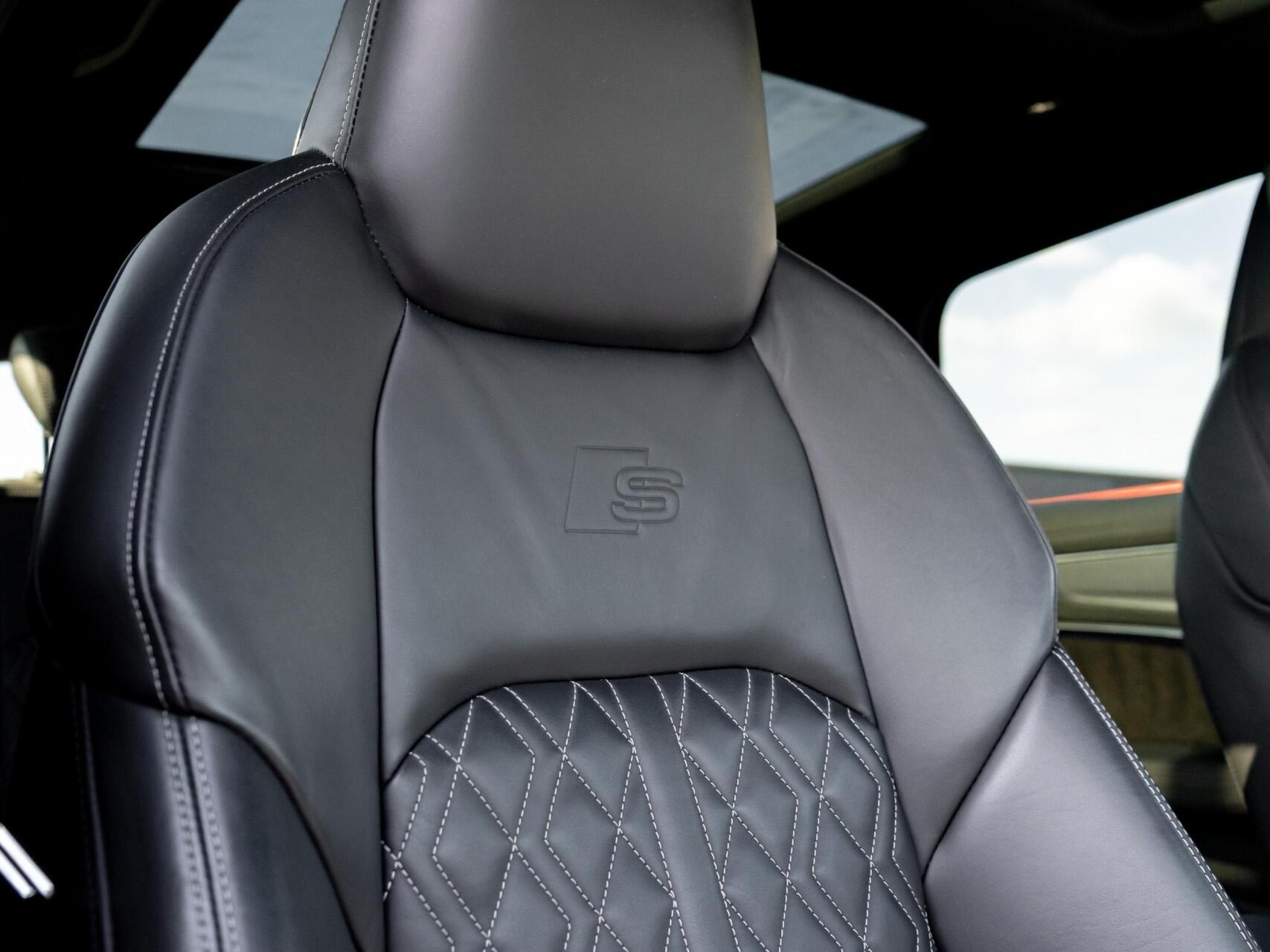 Foto van Audi S6 Avant
