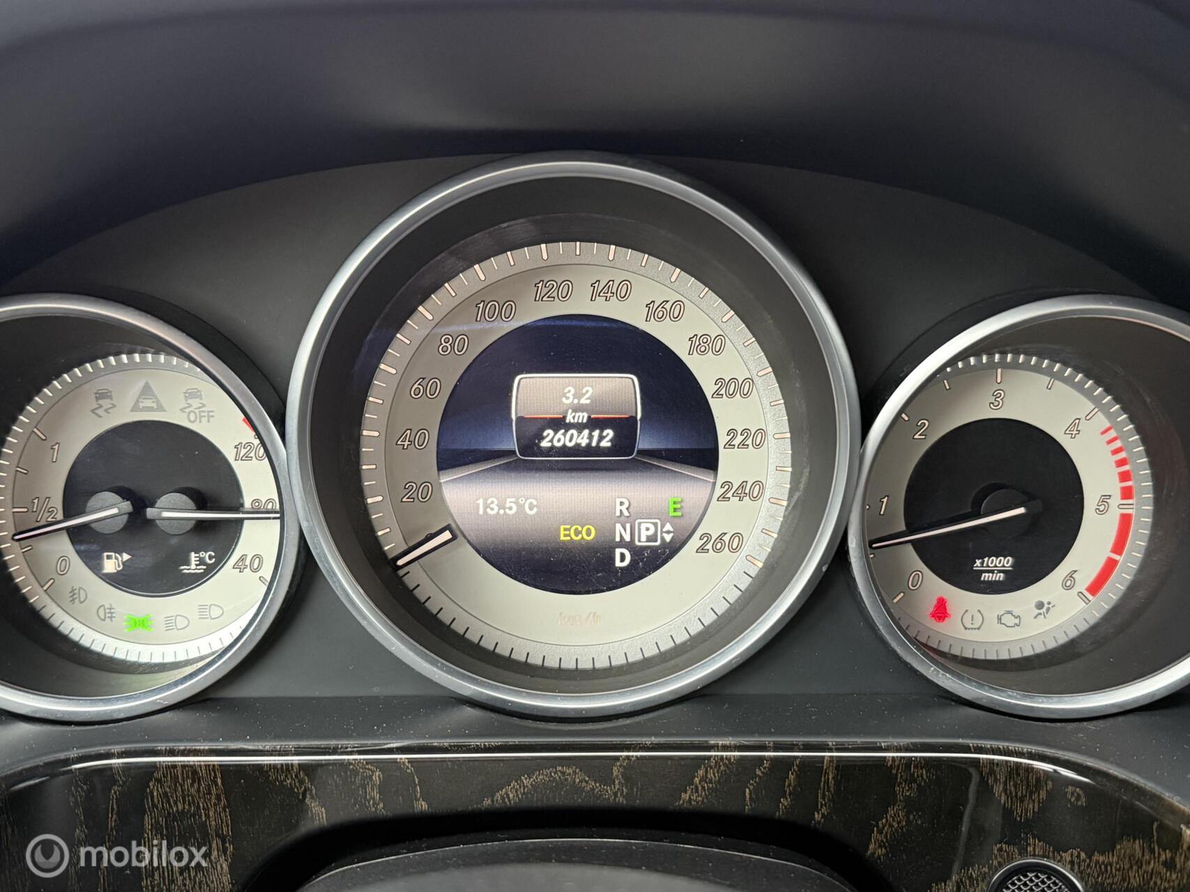 Foto van Mercedes-Benz E 350 Bluetec 4Matic