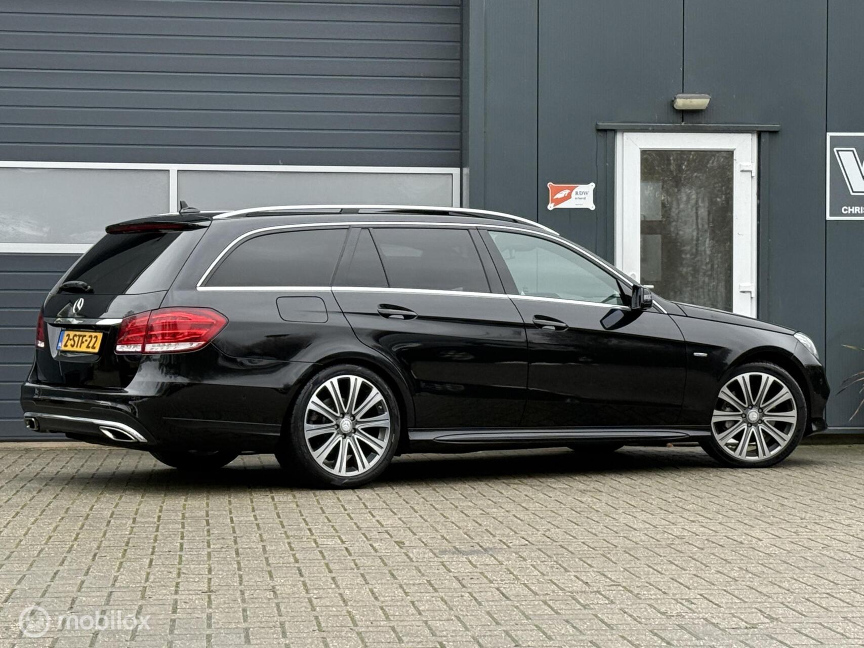 Foto van Mercedes-Benz E 350 Bluetec 4Matic