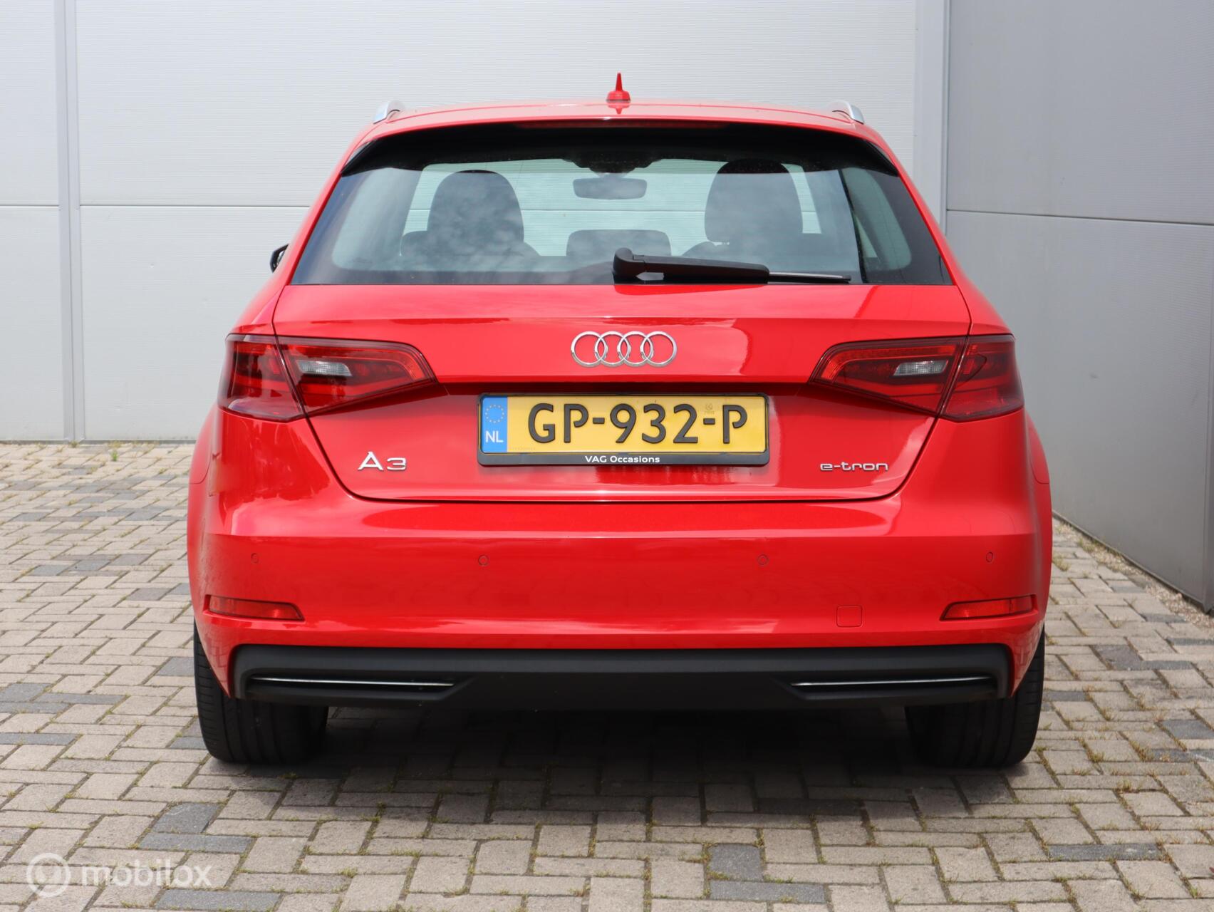 Foto van Audi A3 Sportback E-tron