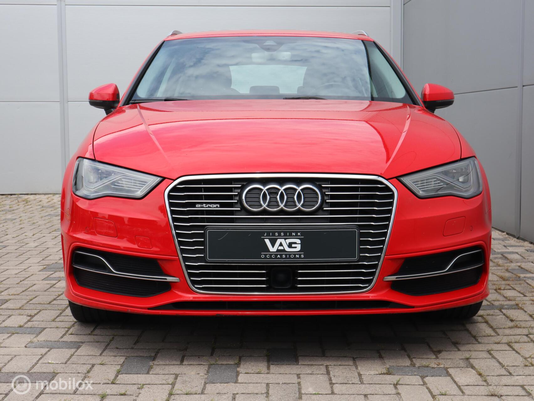 Foto van Audi A3 Sportback E-tron