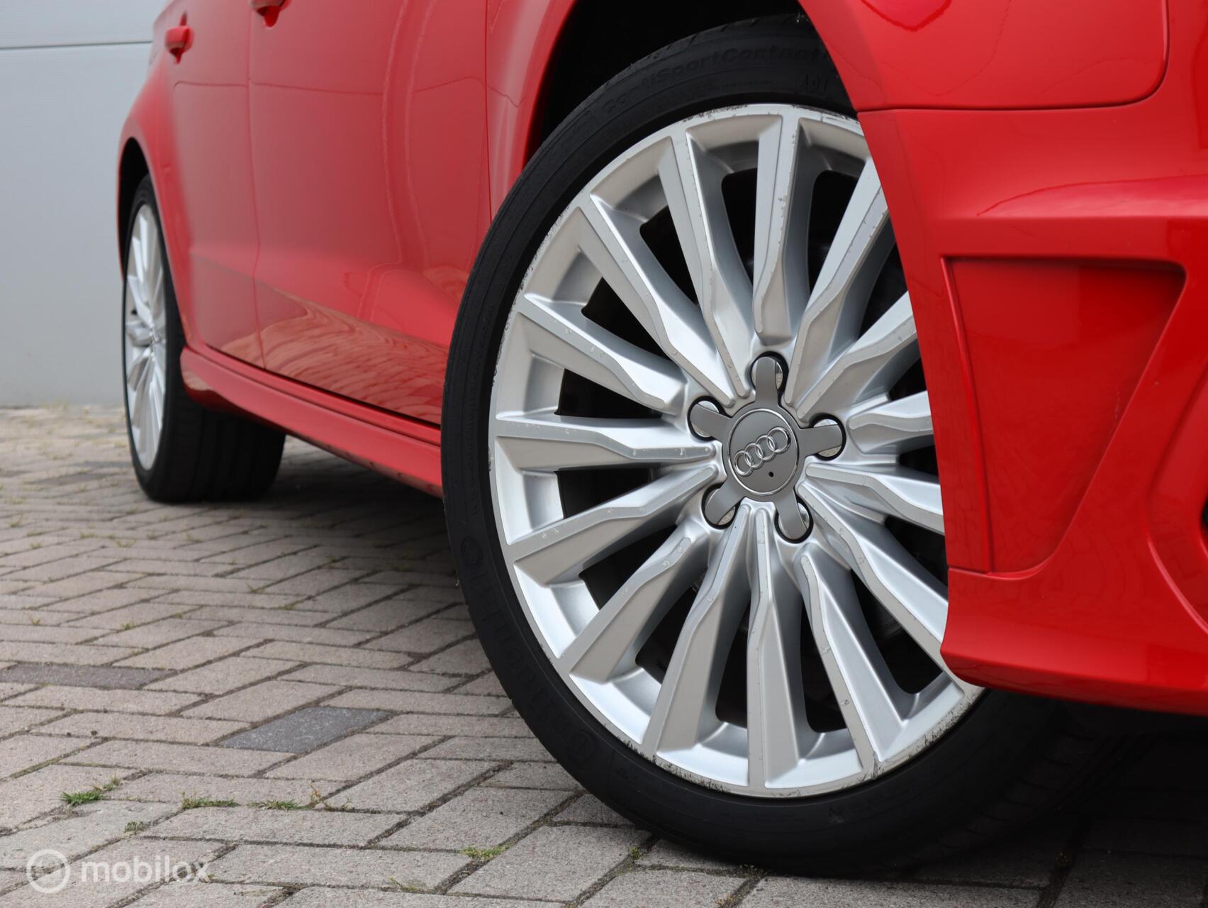 Foto van Audi A3 Sportback E-tron
