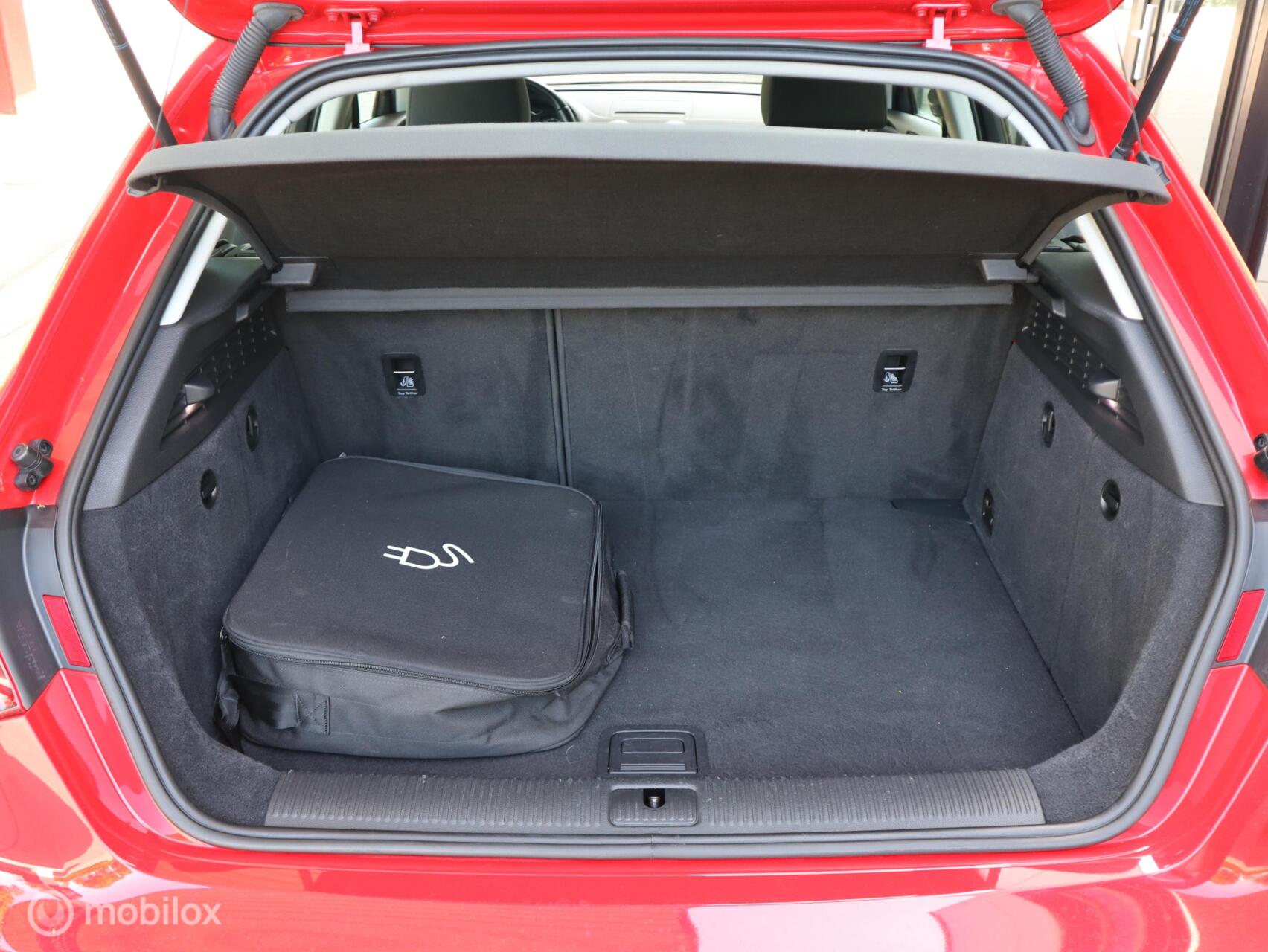 Foto van Audi A3 Sportback E-tron