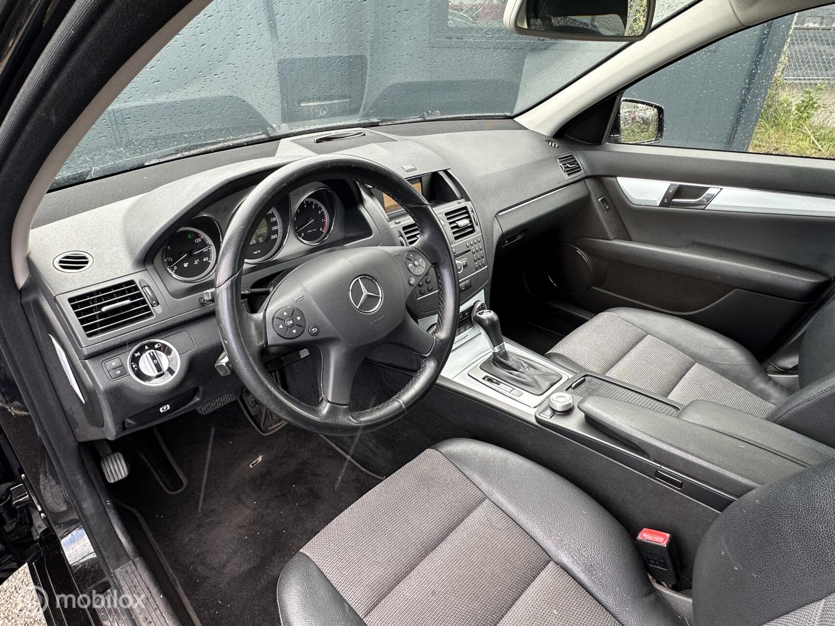 Foto van Mercedes-Benz C 180 Cgi